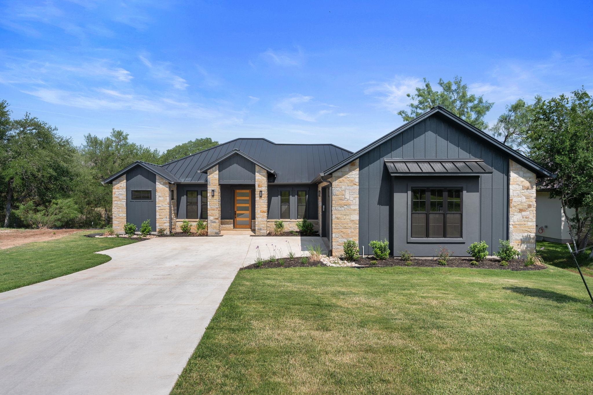 310 Apache Tears Property Photo