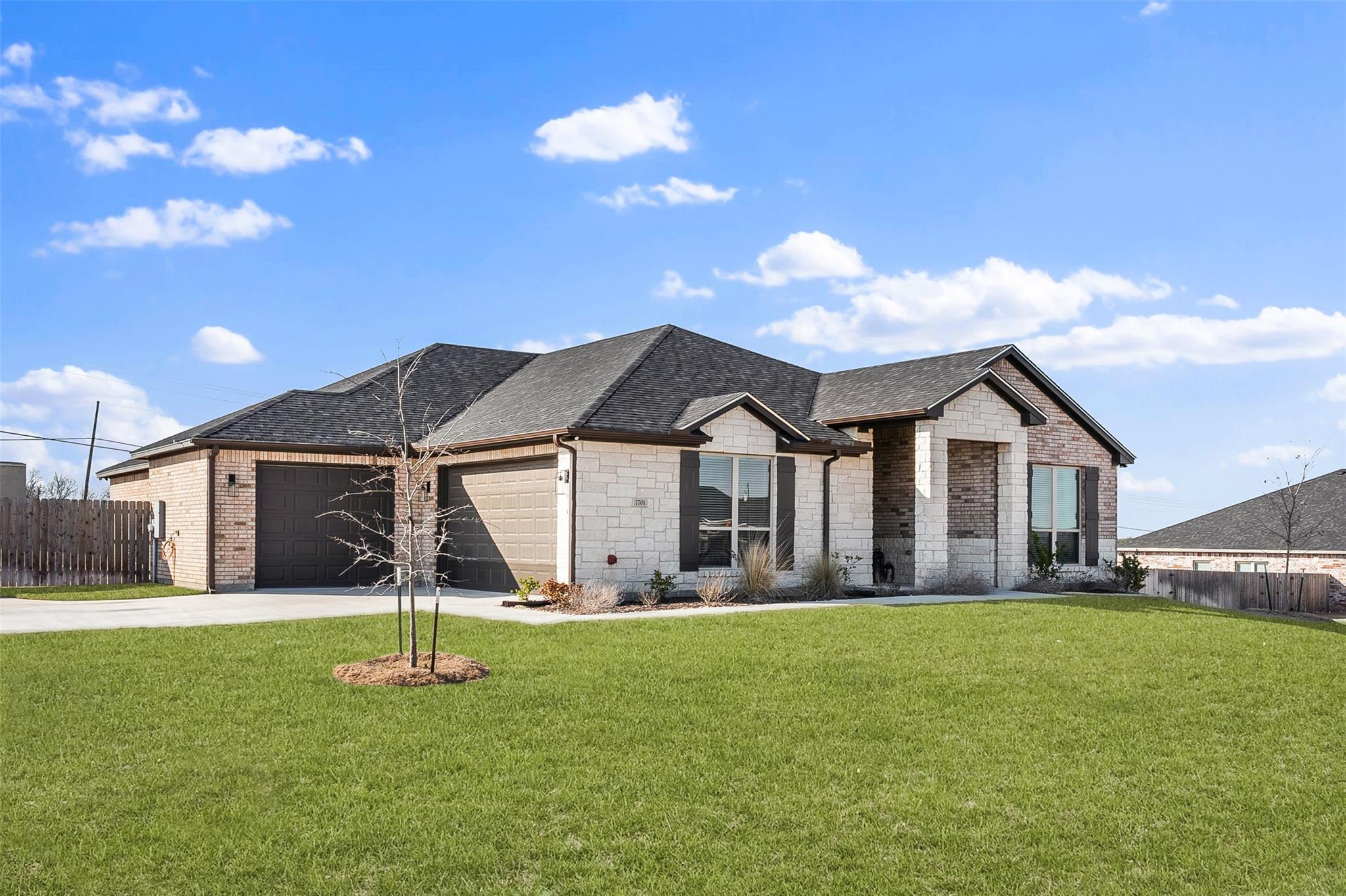 7701 Soapstone Ct Property Photo