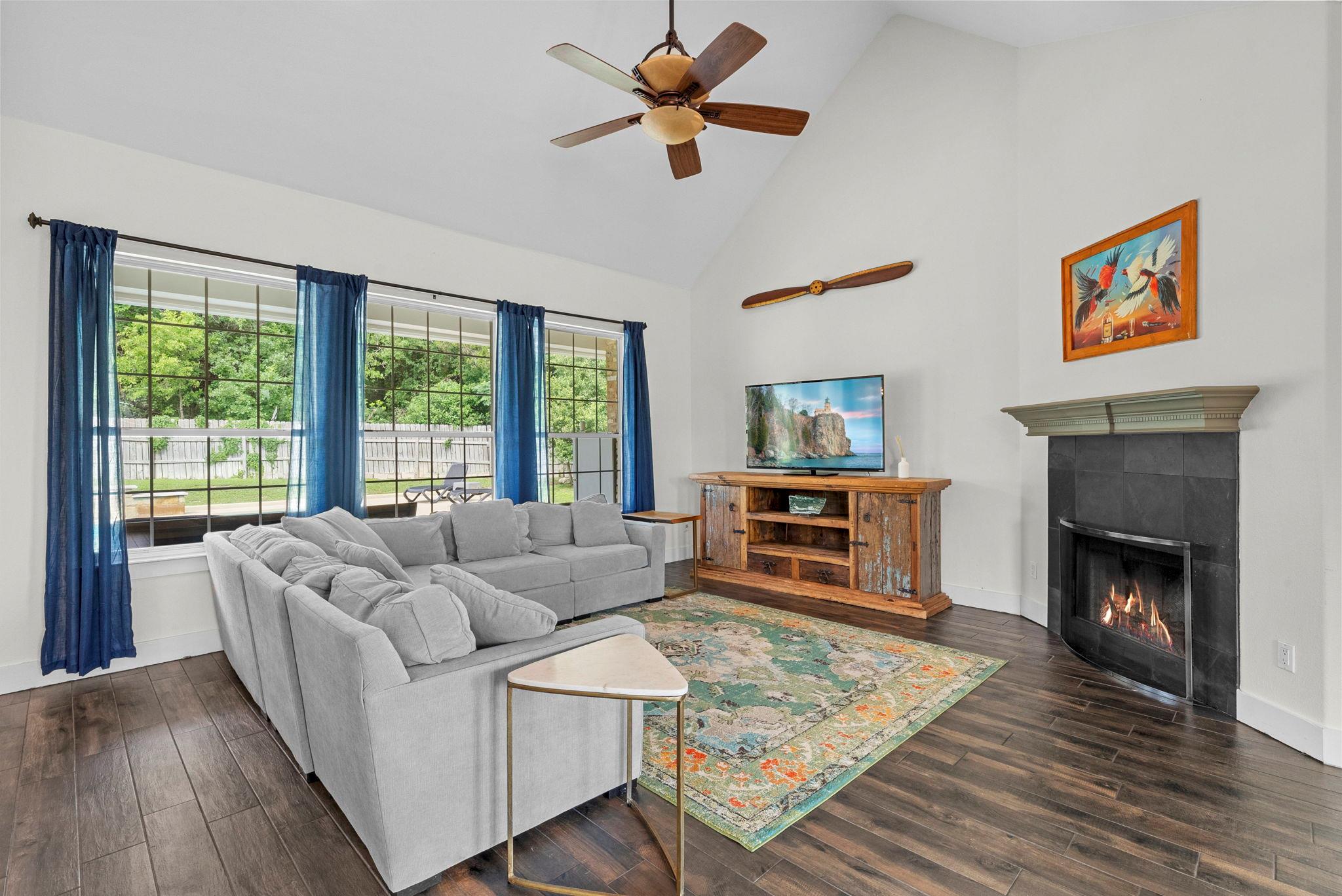 520 Goodnight Trl Property Photo 10