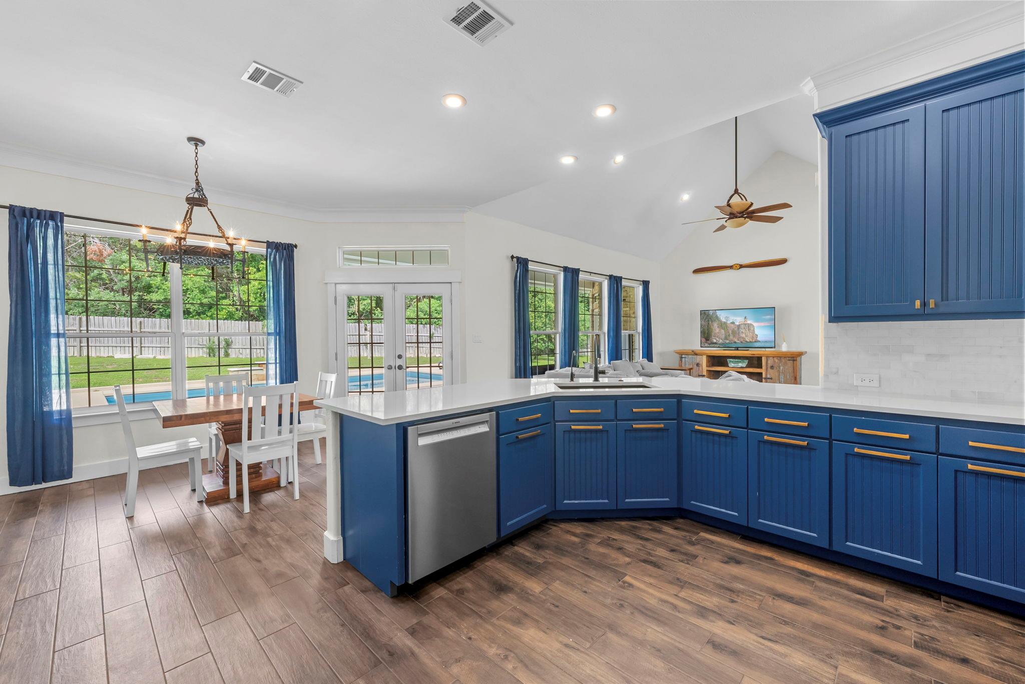 520 Goodnight Trl Property Photo 15