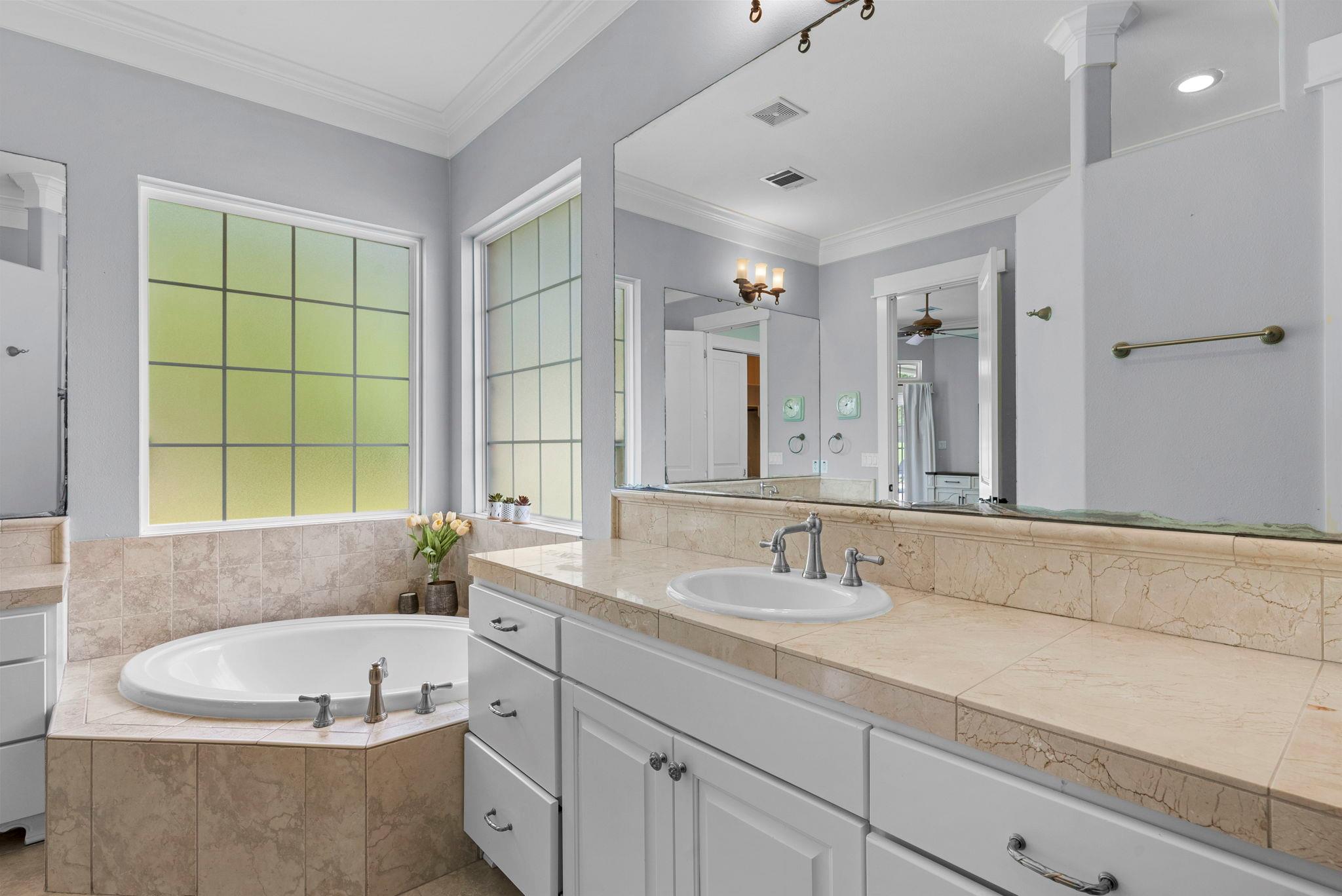 520 Goodnight Trl Property Photo 20