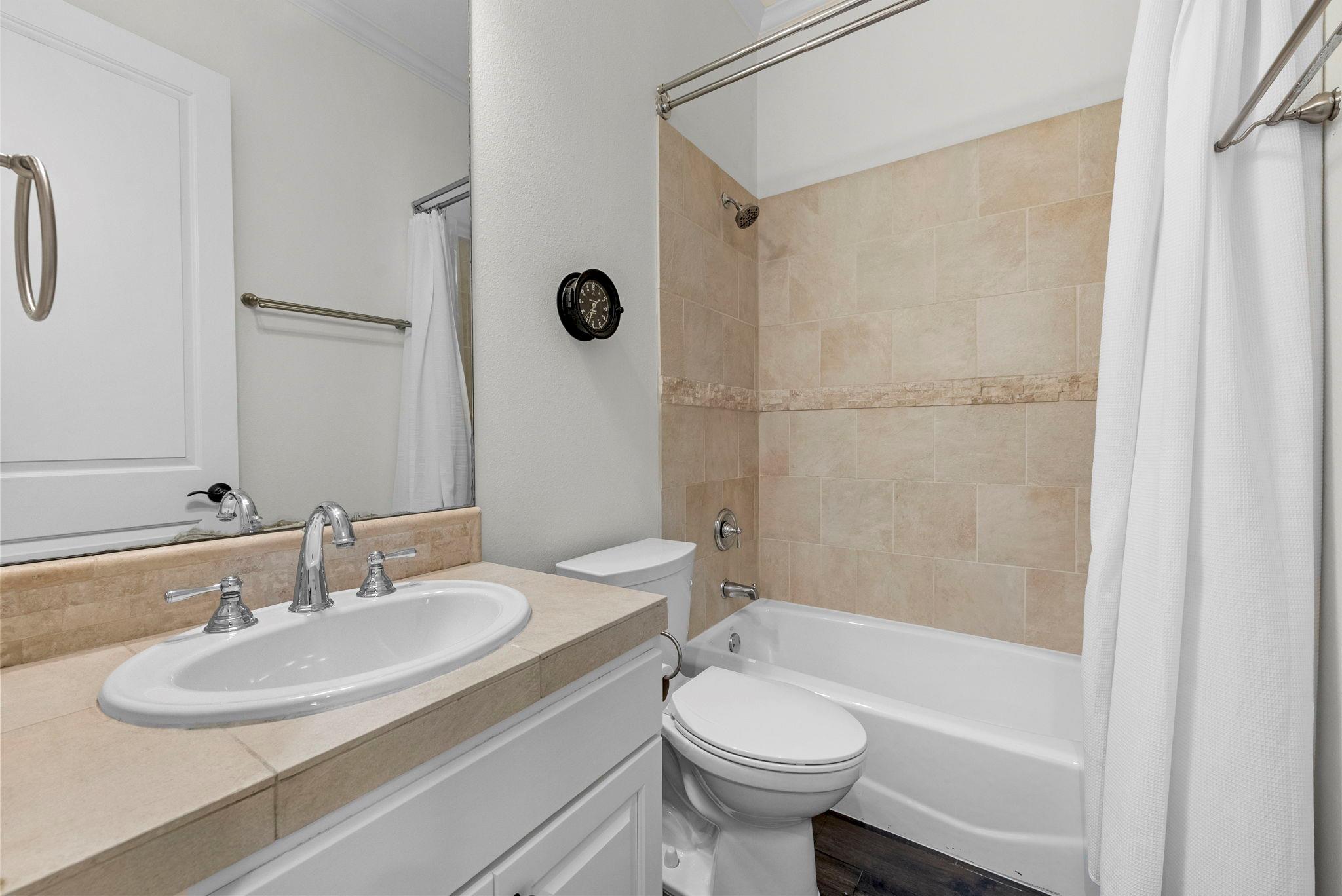 520 Goodnight Trl Property Photo 27