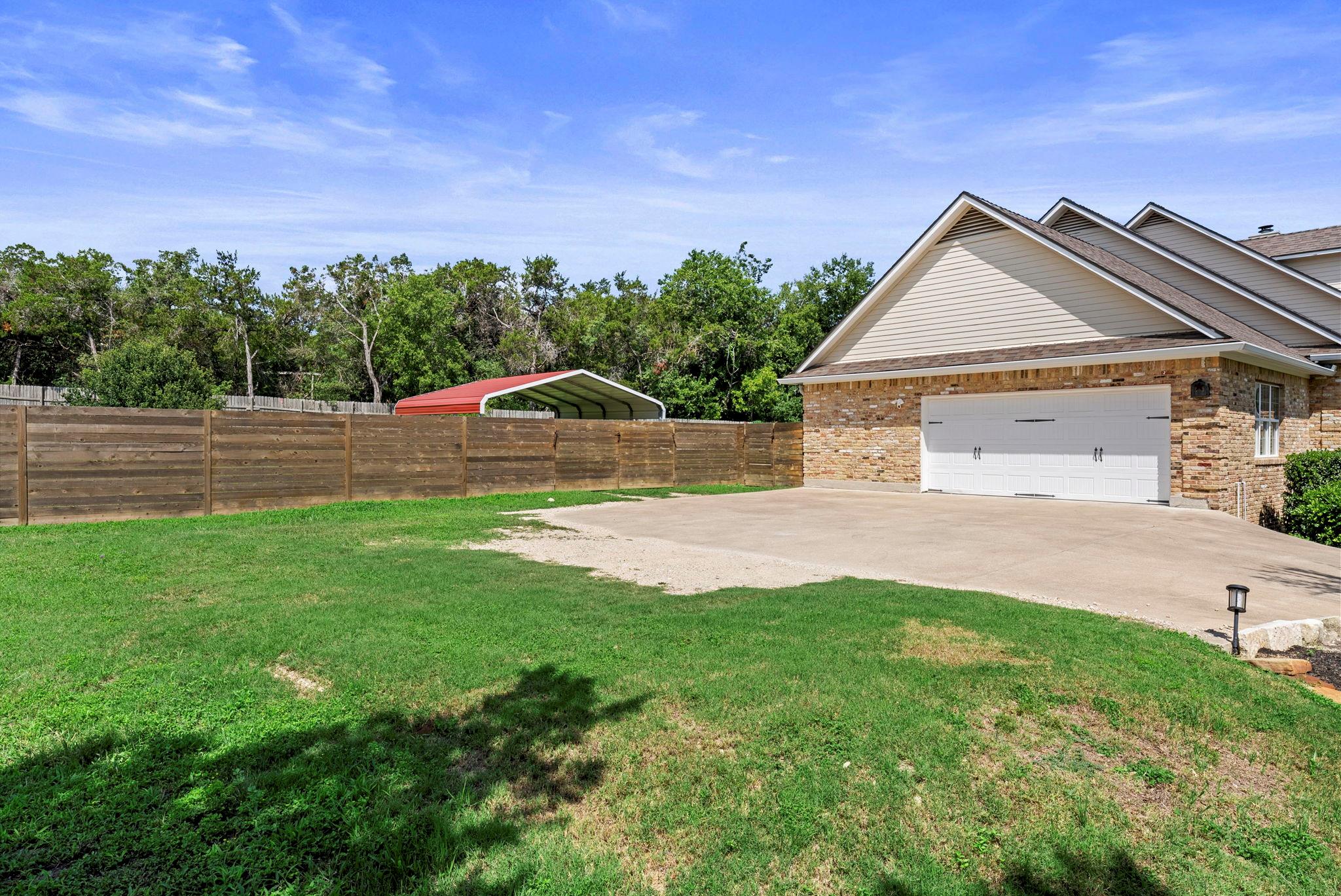 520 Goodnight Trl Property Photo 33