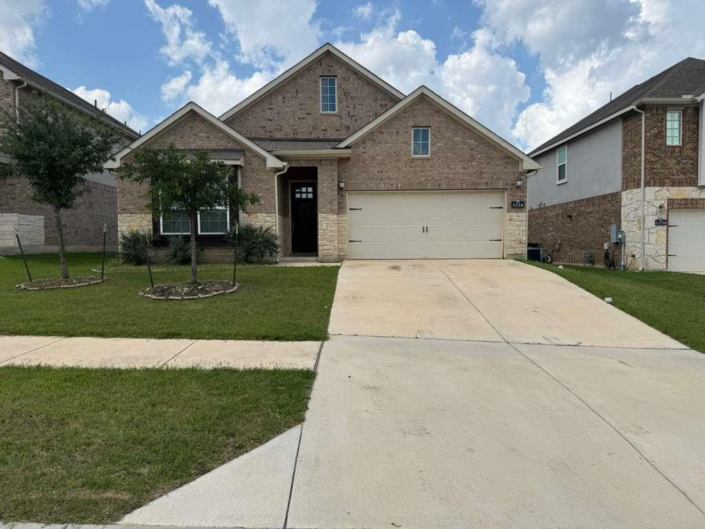 141 Seminole Dr Property Photo 1