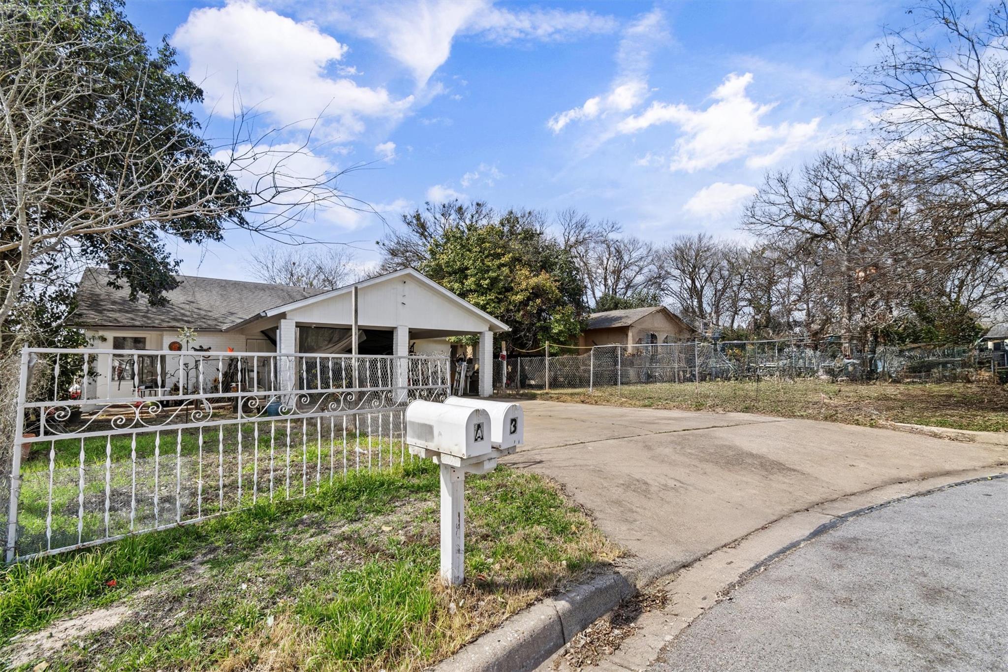 5318 Atascosa Dr Property Photo 3