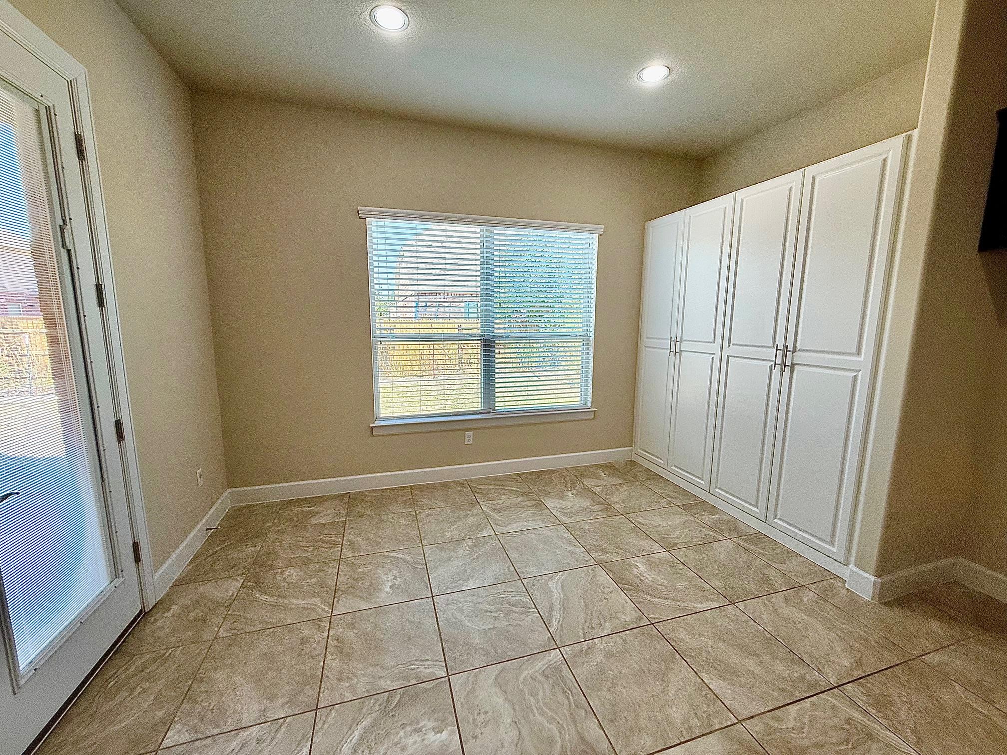 9605 Brians Path Property Photo 7