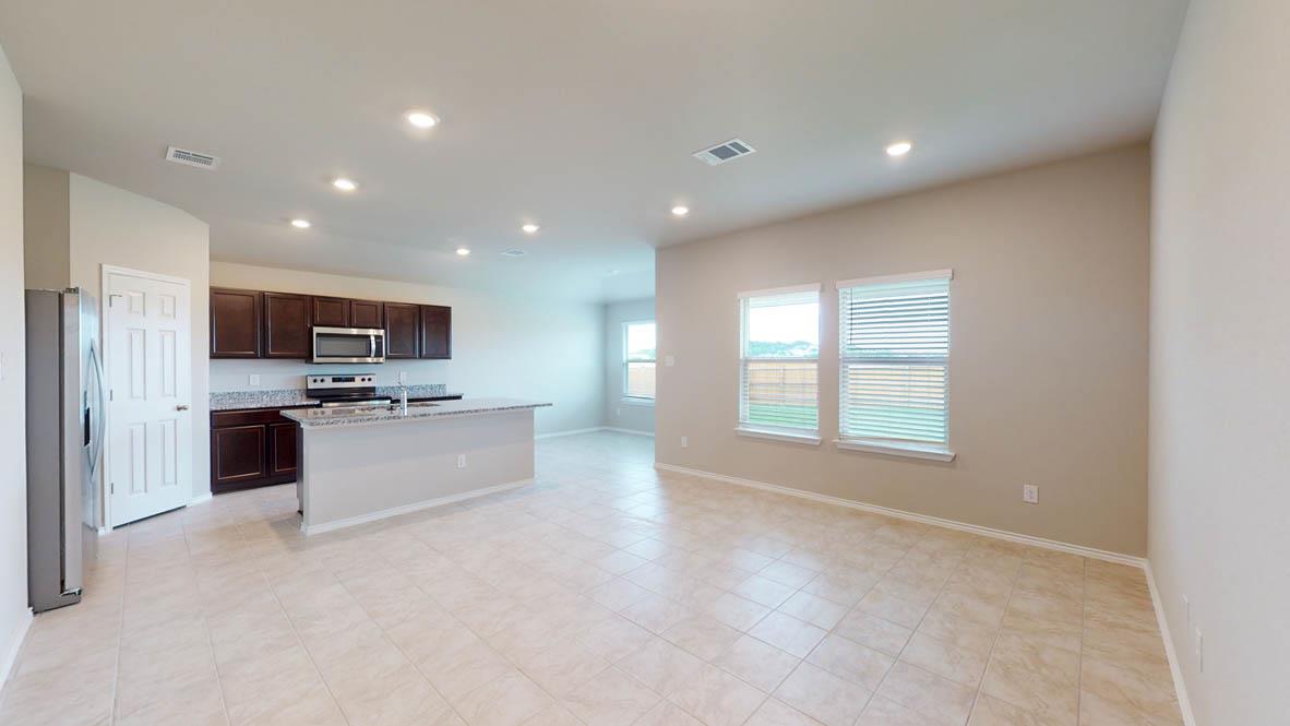 1305 Rolling Thunder Dr Property Photo 14