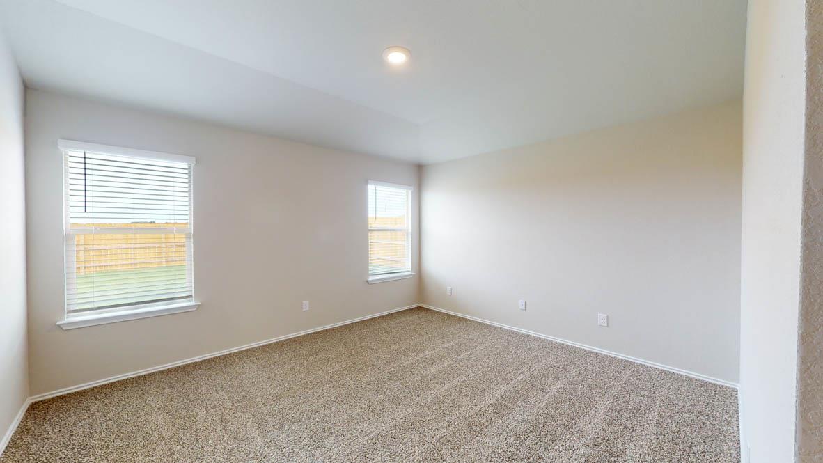 1305 Rolling Thunder Dr Property Photo 16