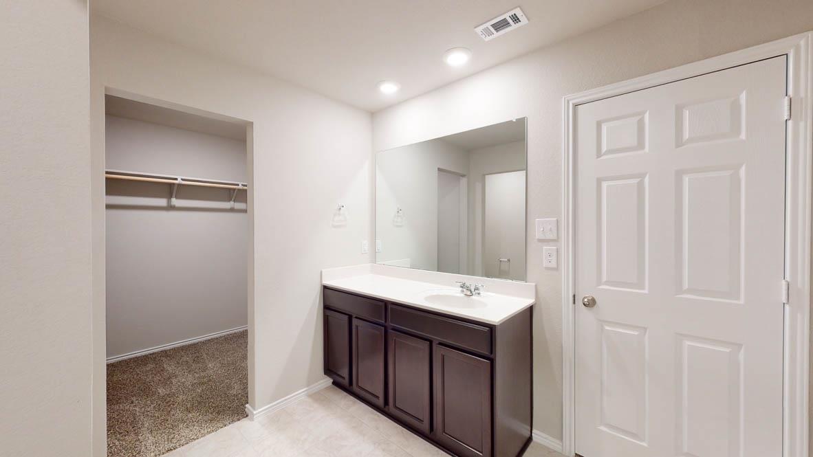 1305 Rolling Thunder Dr Property Photo 20