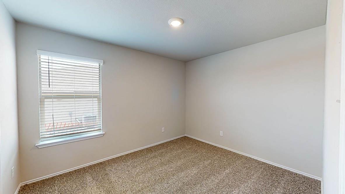 1305 Rolling Thunder Dr Property Photo 22