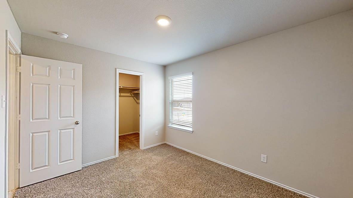 1305 Rolling Thunder Dr Property Photo 24