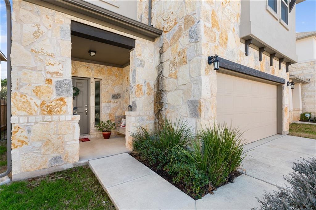 3240 E Whitestone Blvd #37 Property Photo 4