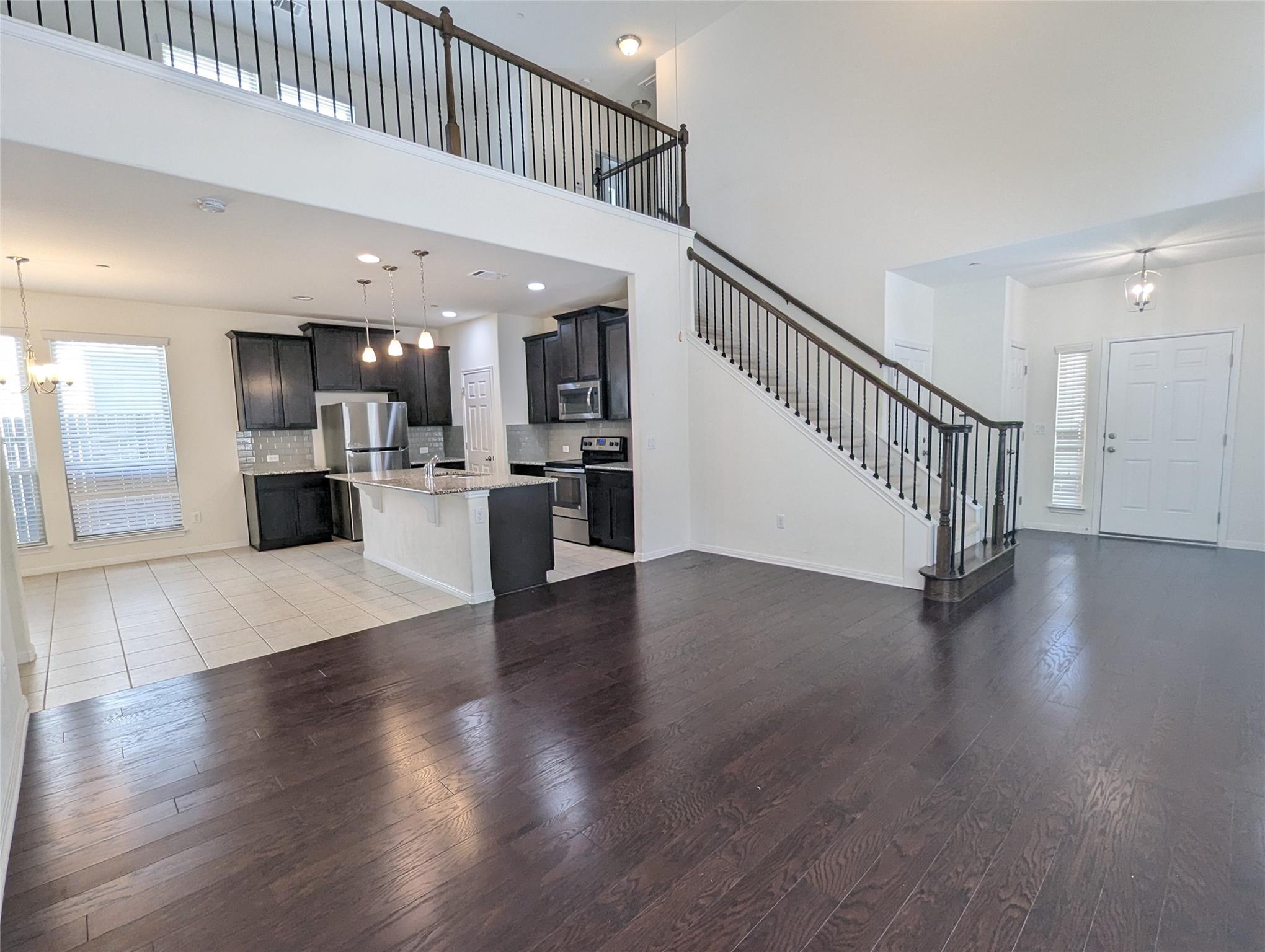 3240 E Whitestone Blvd #37 Property Photo 7