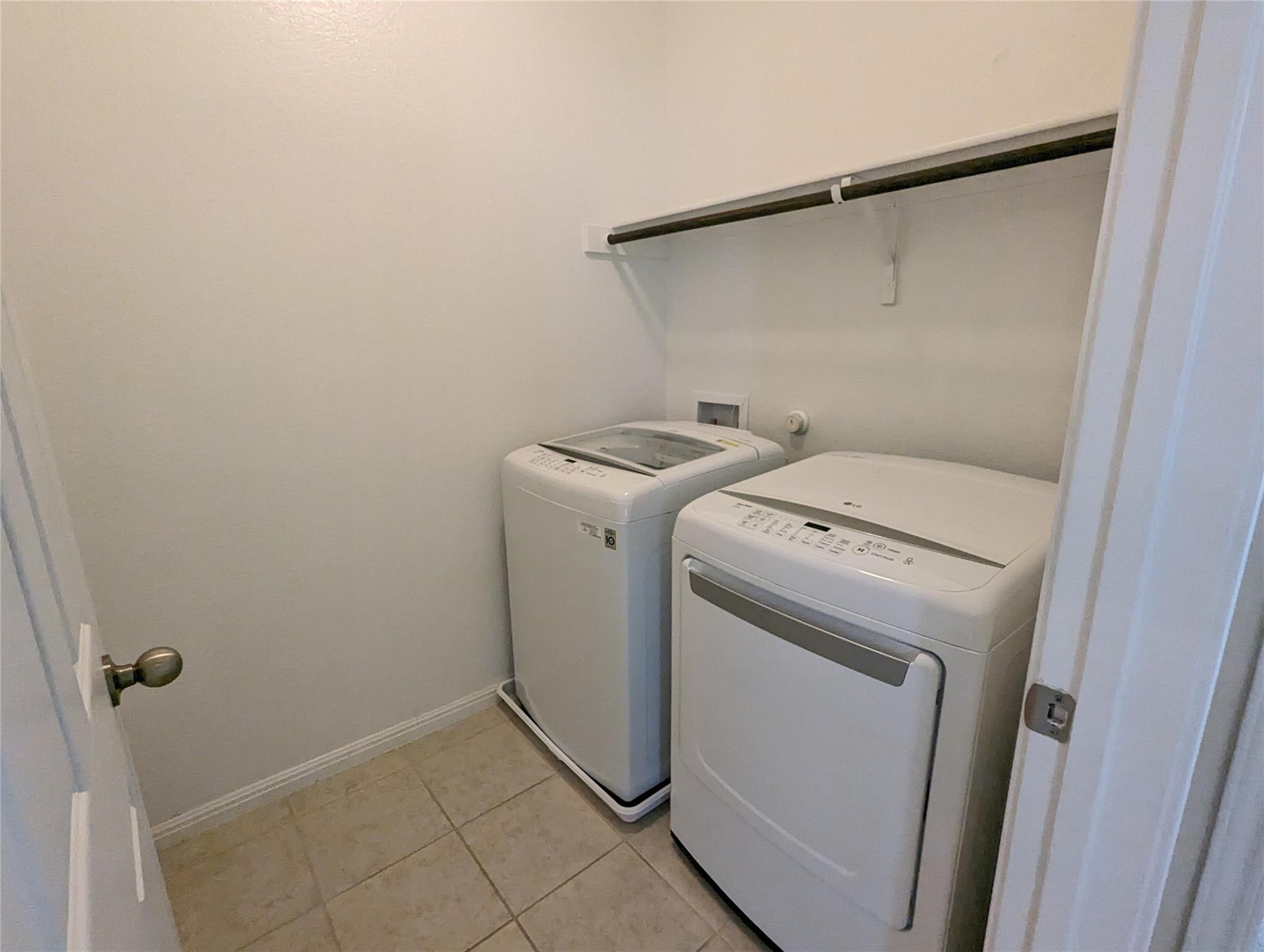 3240 E Whitestone Blvd #37 Property Photo 26