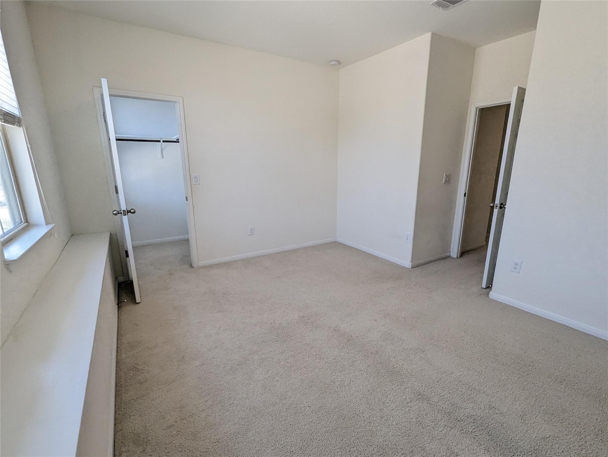 3240 E Whitestone Blvd #37 Property Photo 31
