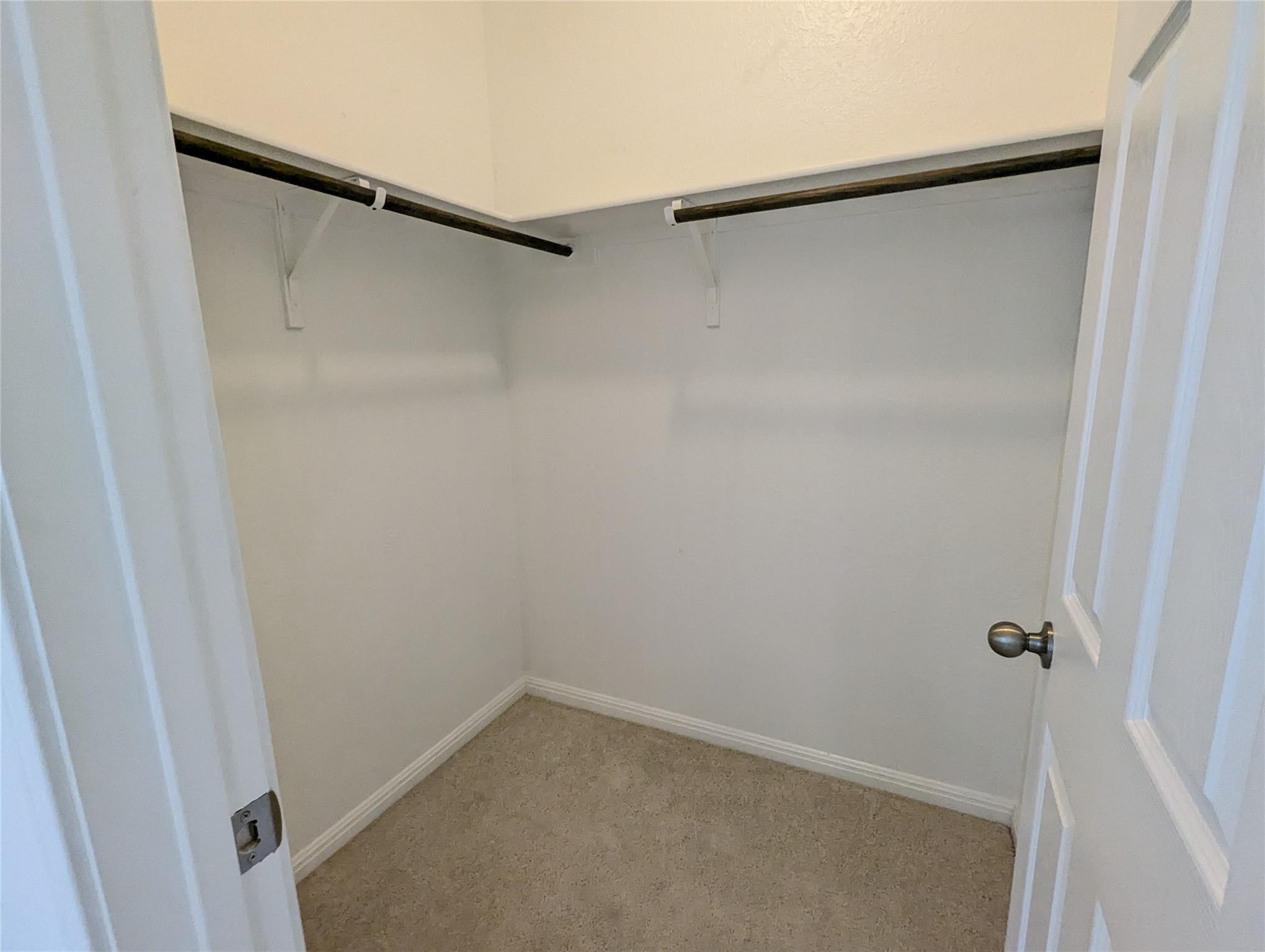 3240 E Whitestone Blvd #37 Property Photo 35