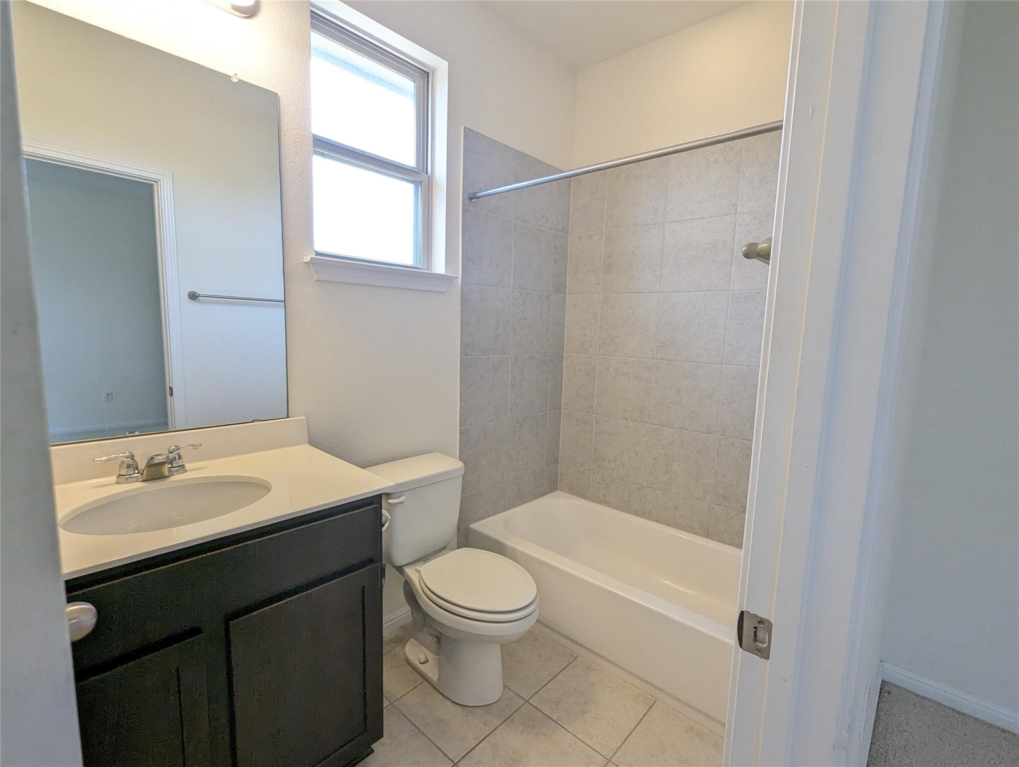 3240 E Whitestone Blvd #37 Property Photo 36