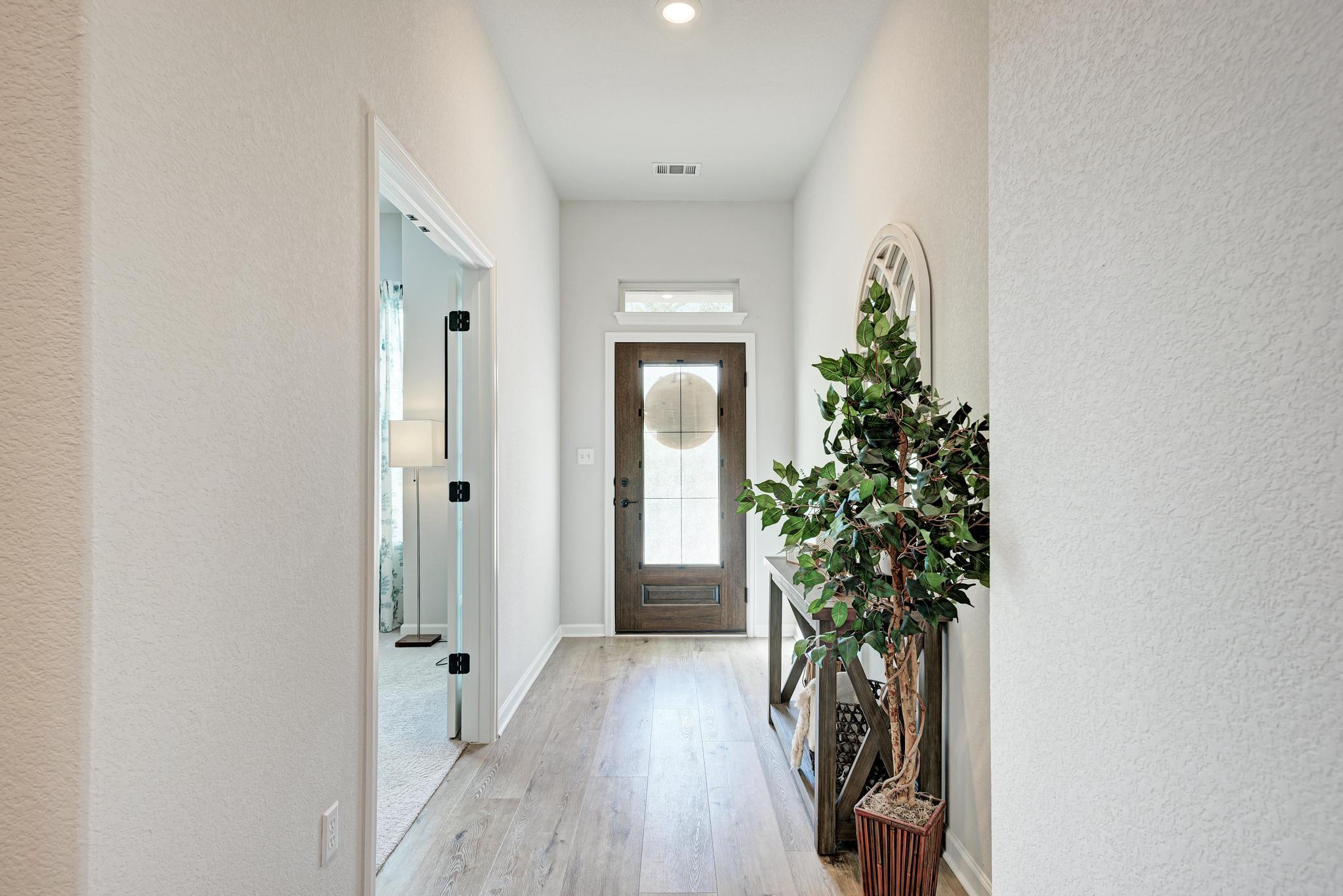 210 Mangold Dr Property Photo 4