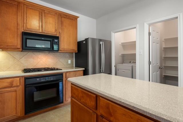 10812 Casitas Dr Property Photo 7