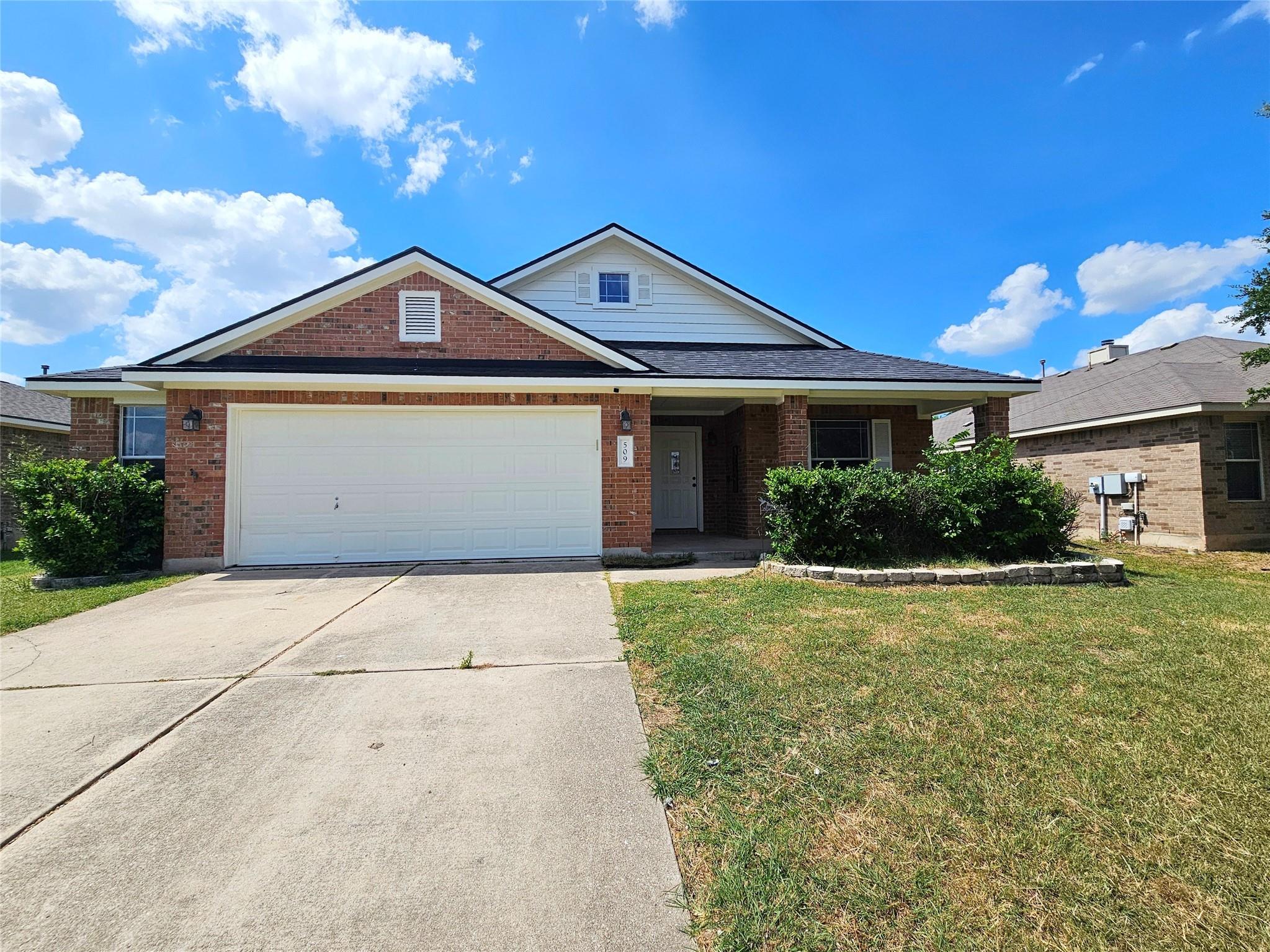 509 Lafayette Square Dr Property Photo