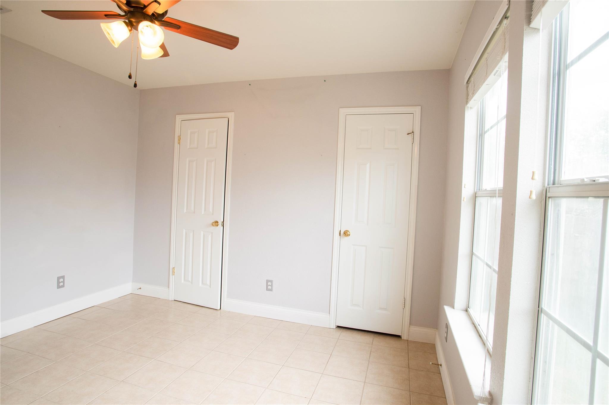 1149 Mira Loma Ln Property Photo 15