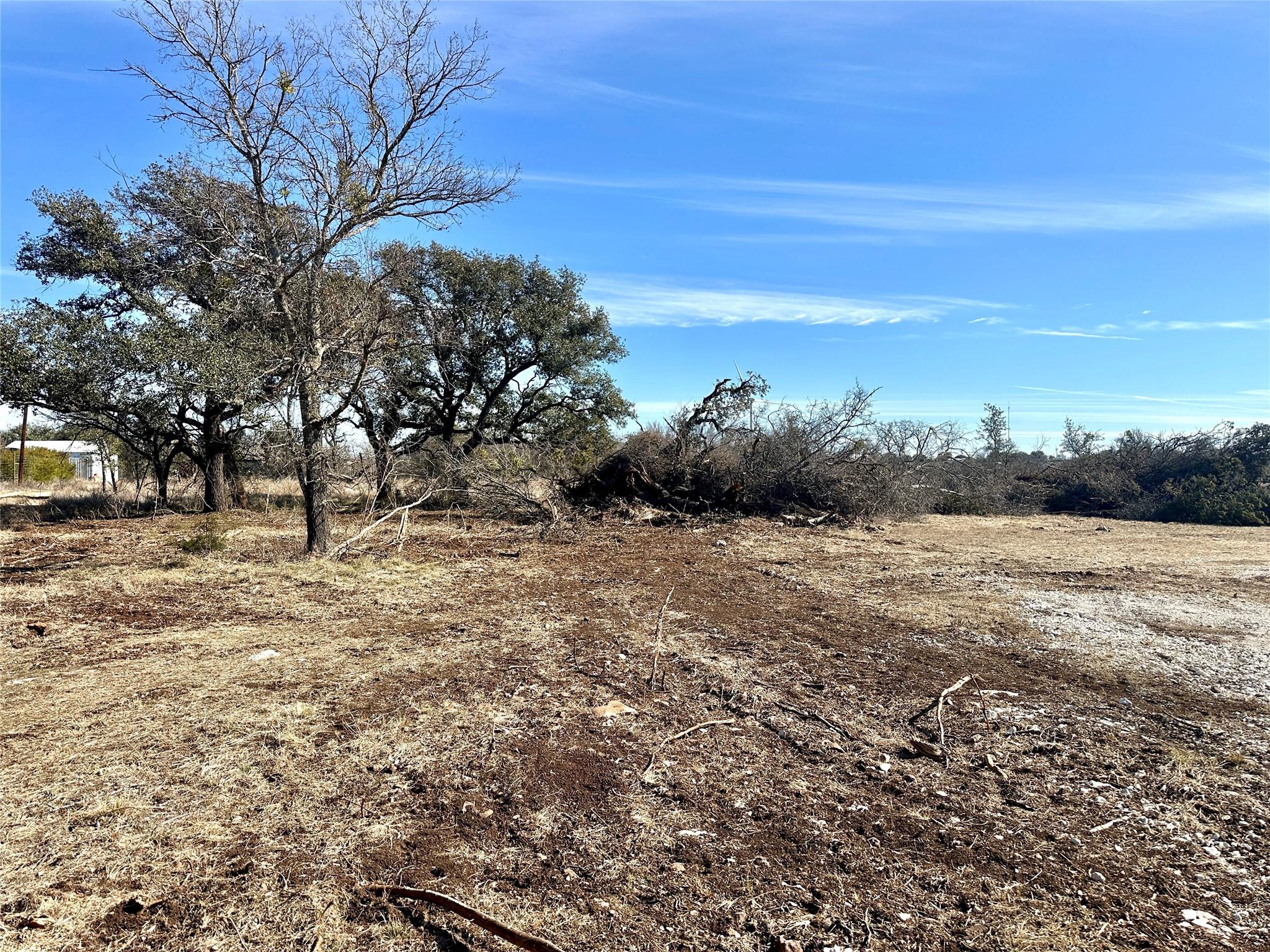 47 Fm 572 Property Photo 4