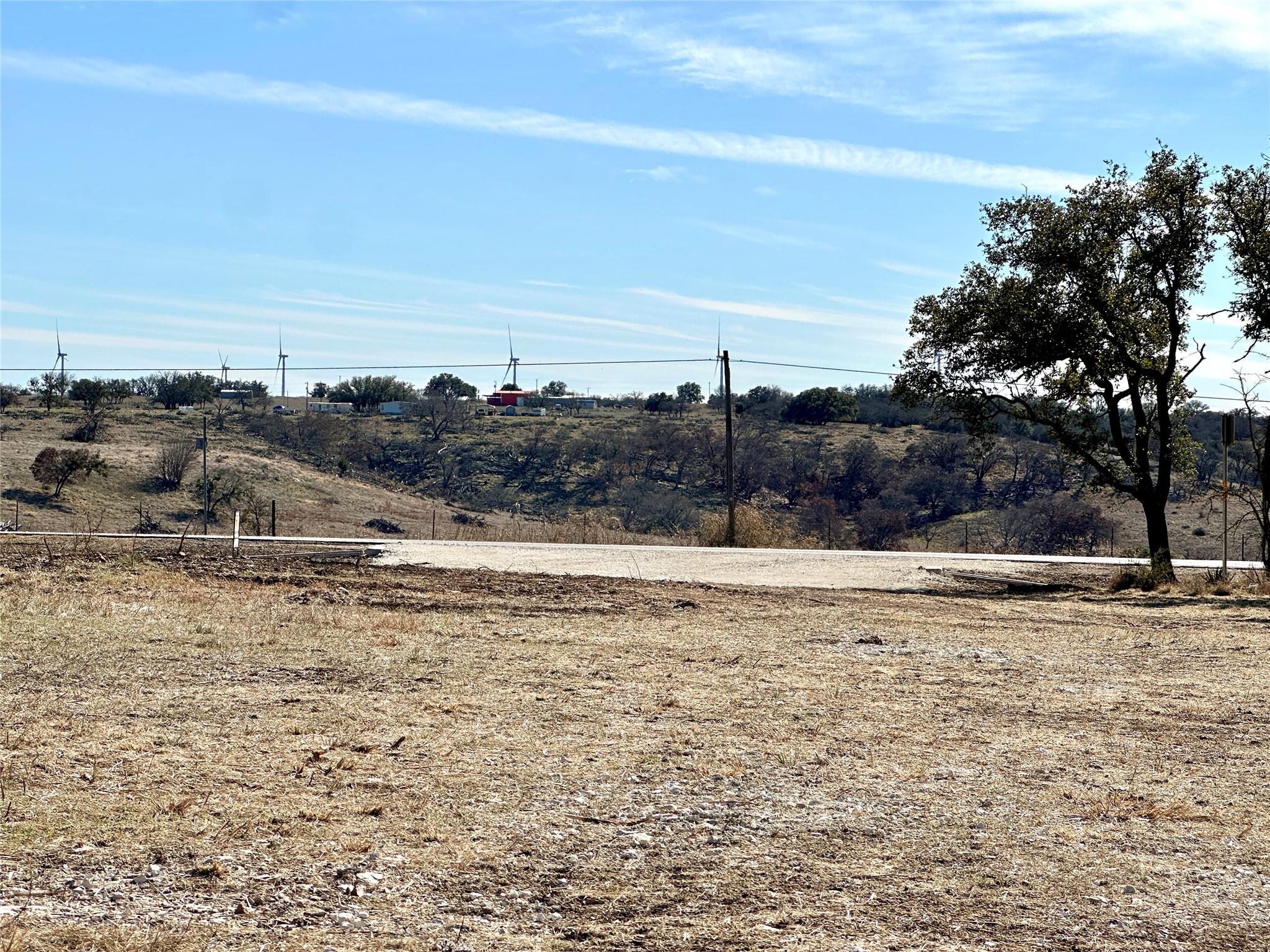 47 Fm 572 Property Photo 9