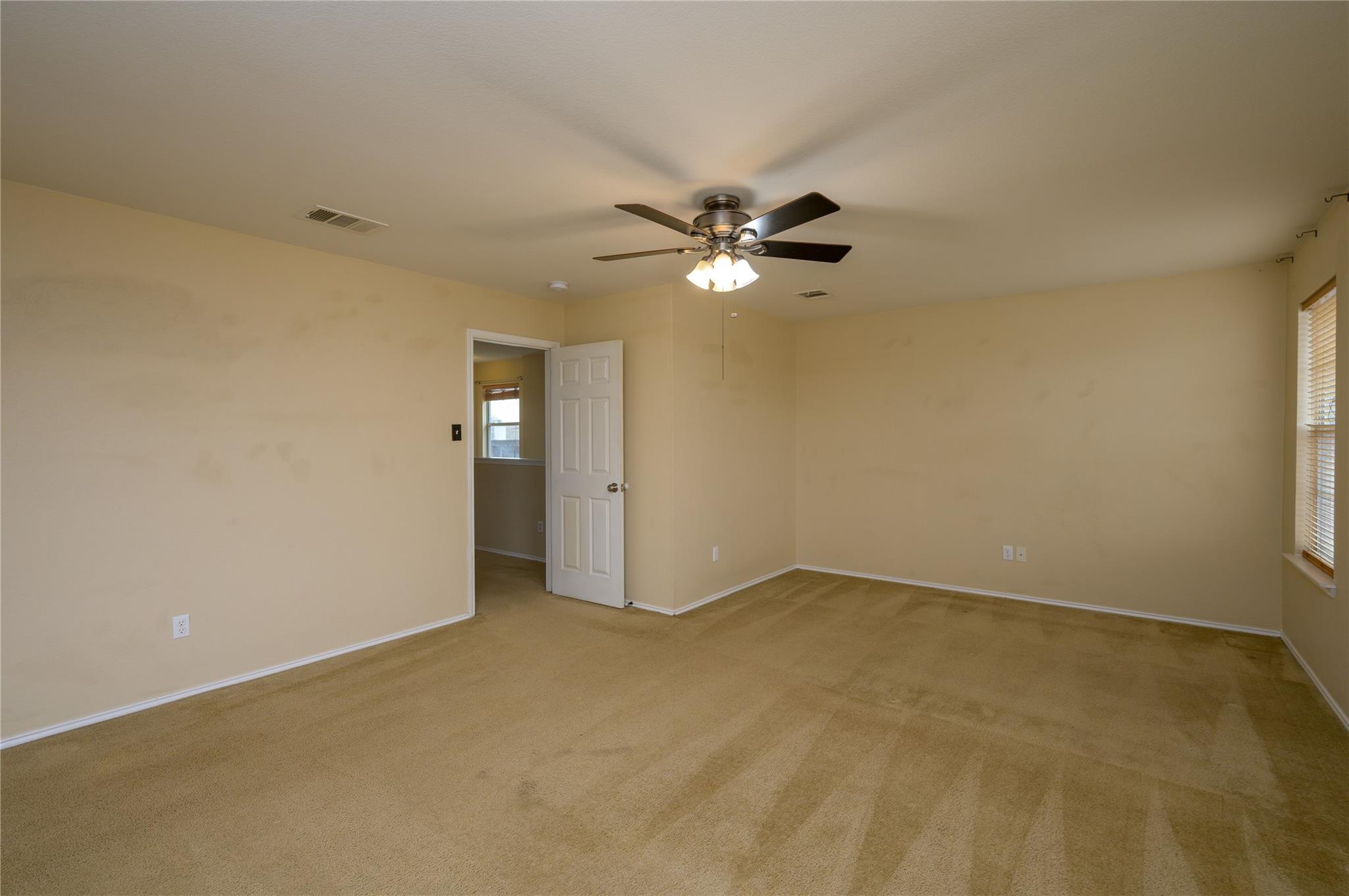 605 Draco Dr Property Photo 12