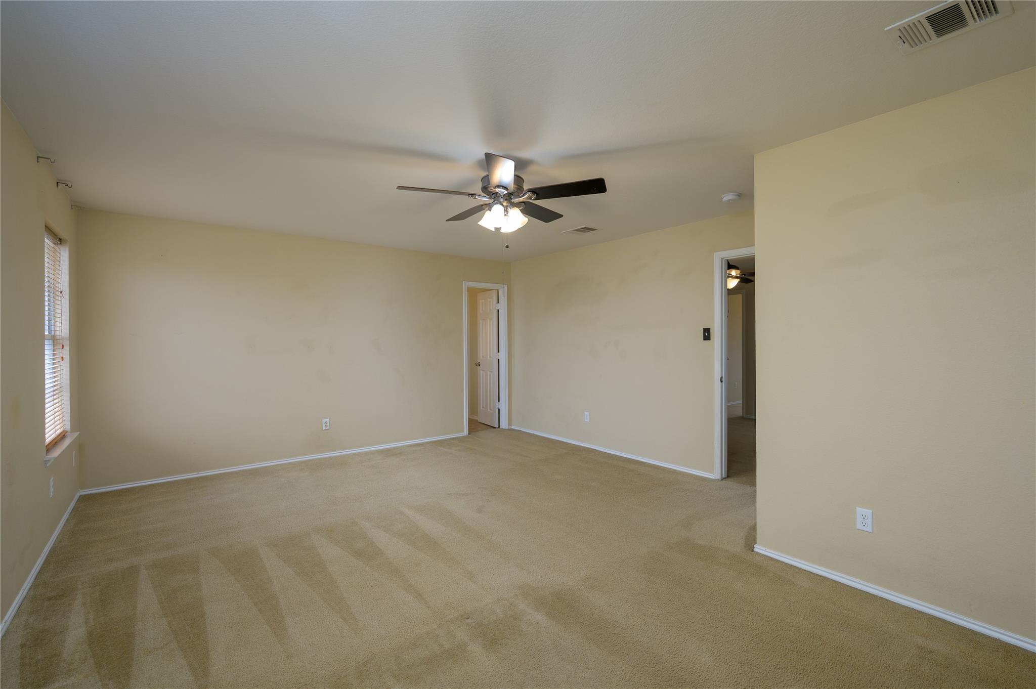 605 Draco Dr Property Photo 13