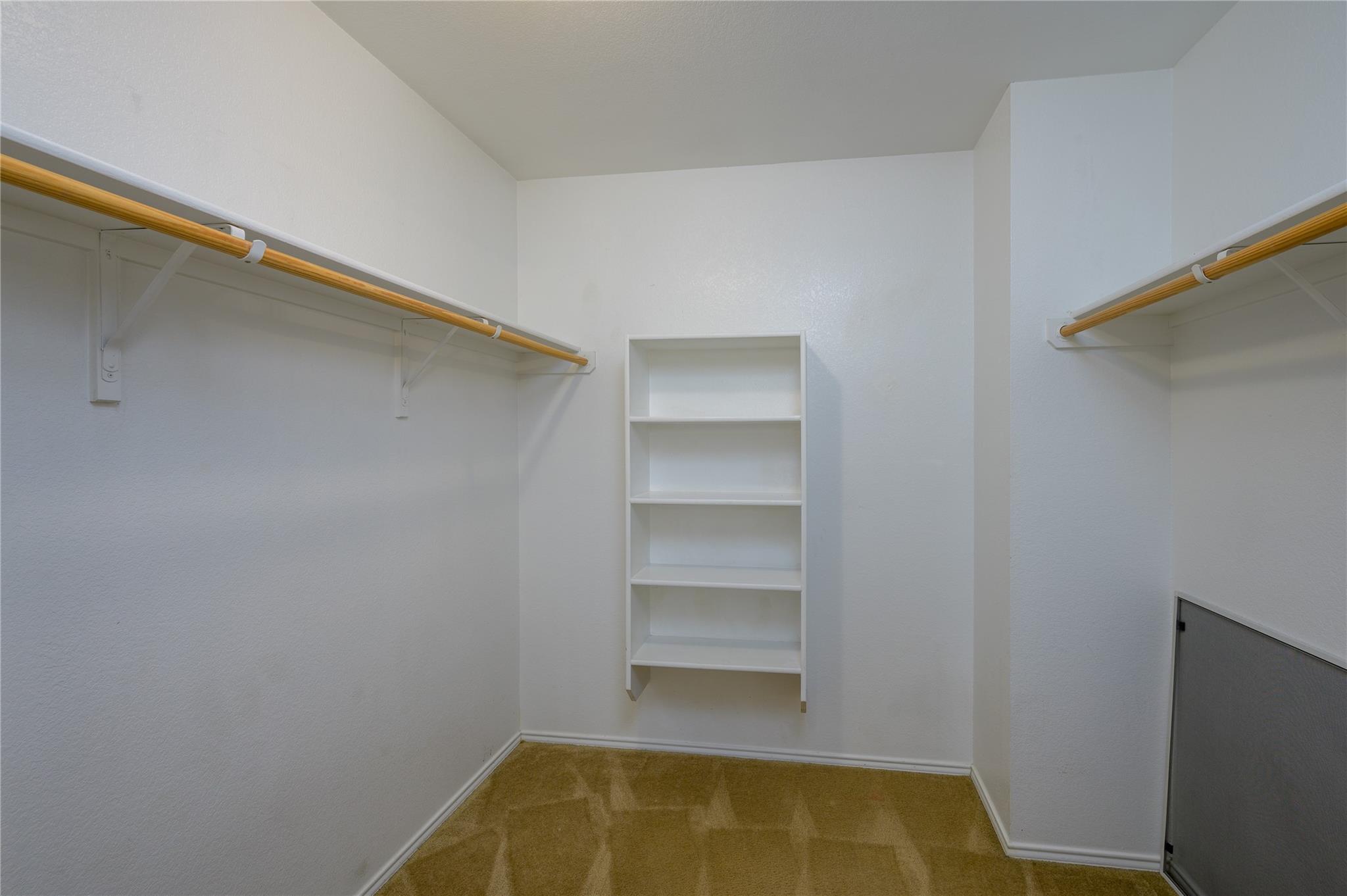 605 Draco Dr Property Photo 16
