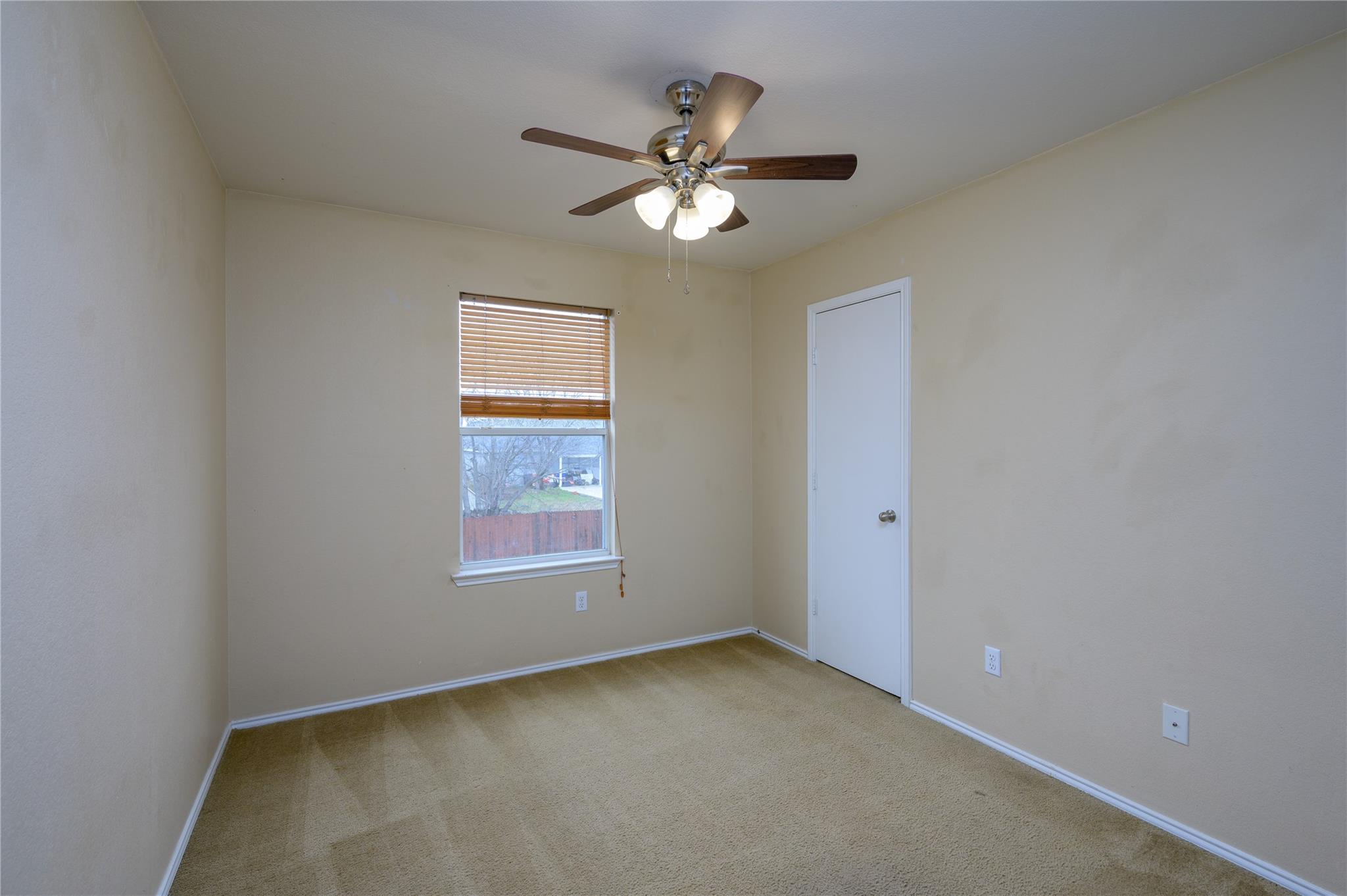 605 Draco Dr Property Photo 18