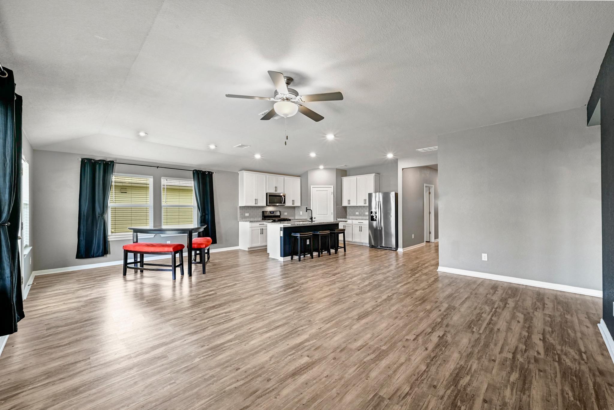 114 Grasslands Trl Property Photo 6