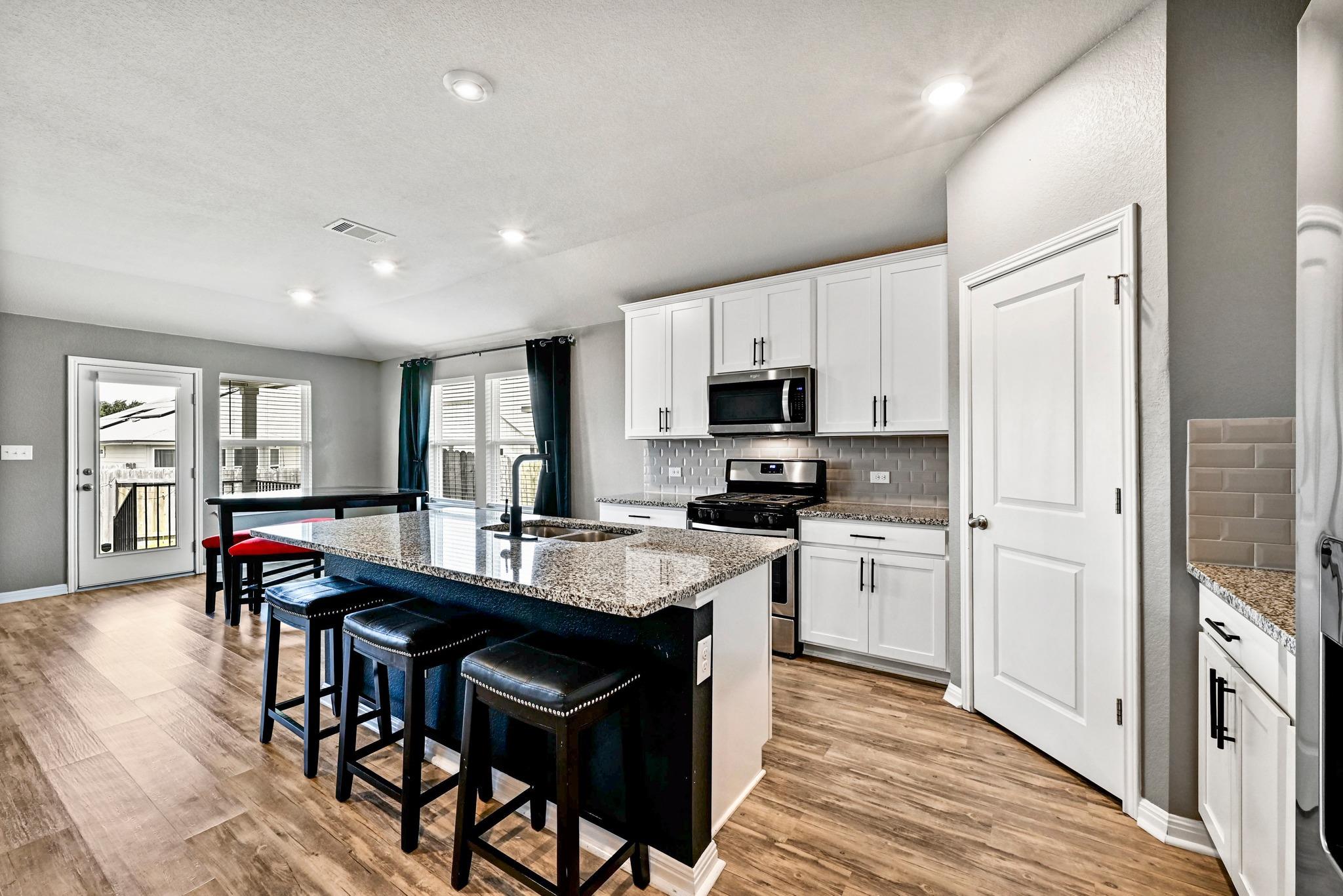 114 Grasslands Trl Property Photo 13