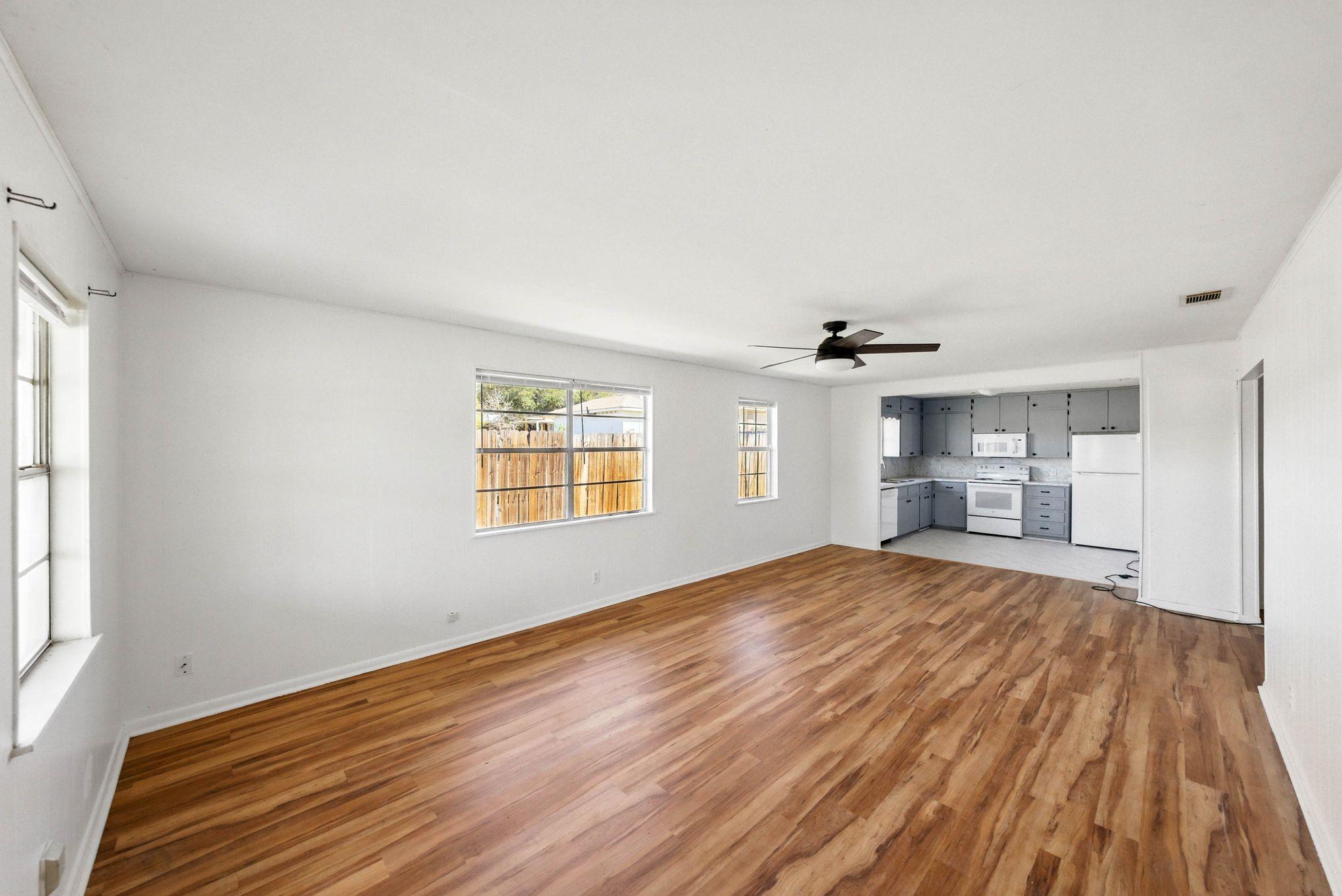 3502 Sagebrush Trl Property Photo 7