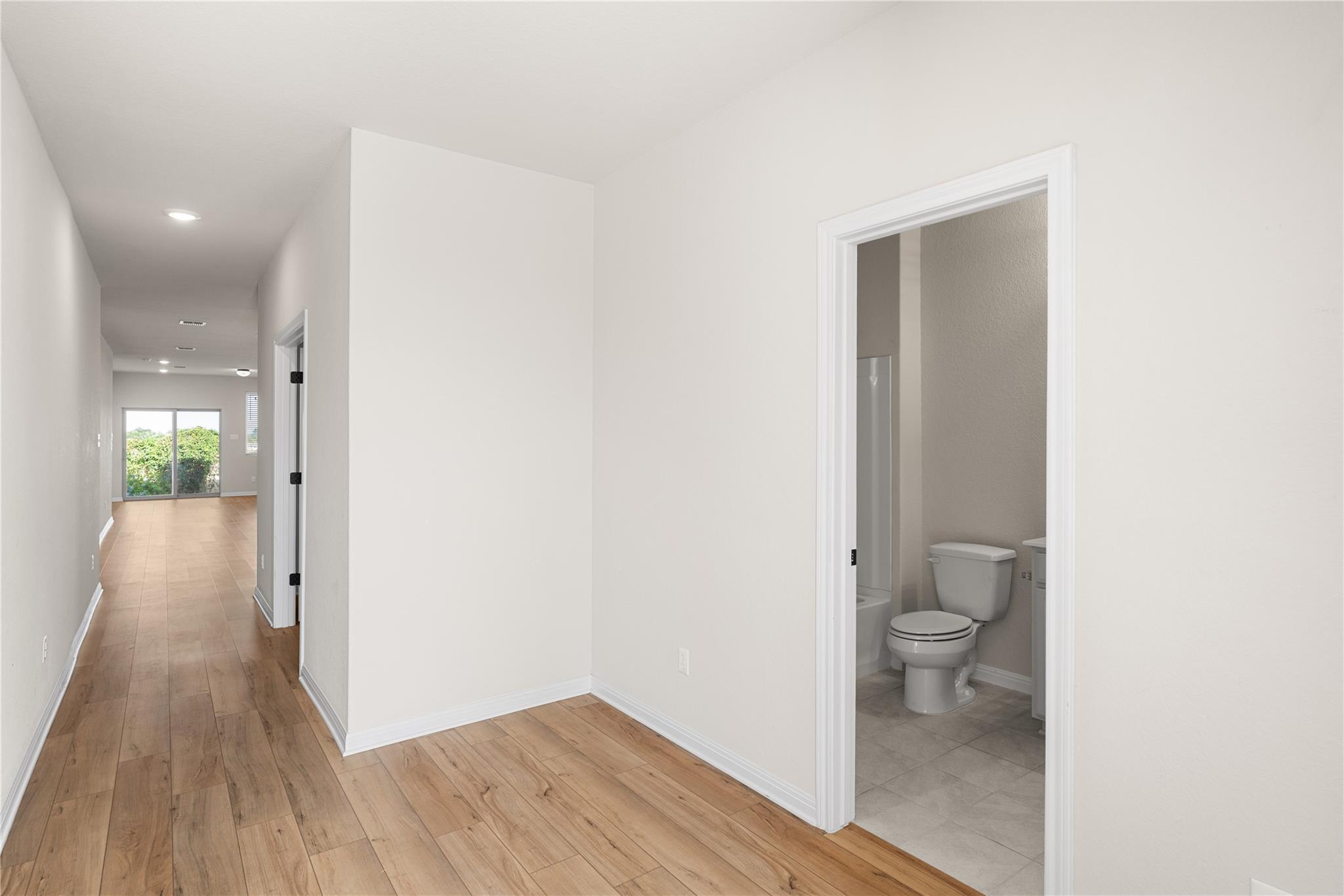 807 Gray Fox Loop Property Photo 4