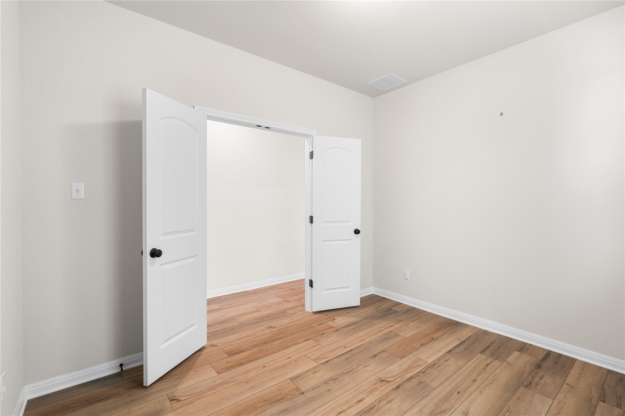 807 Gray Fox Loop Property Photo 8
