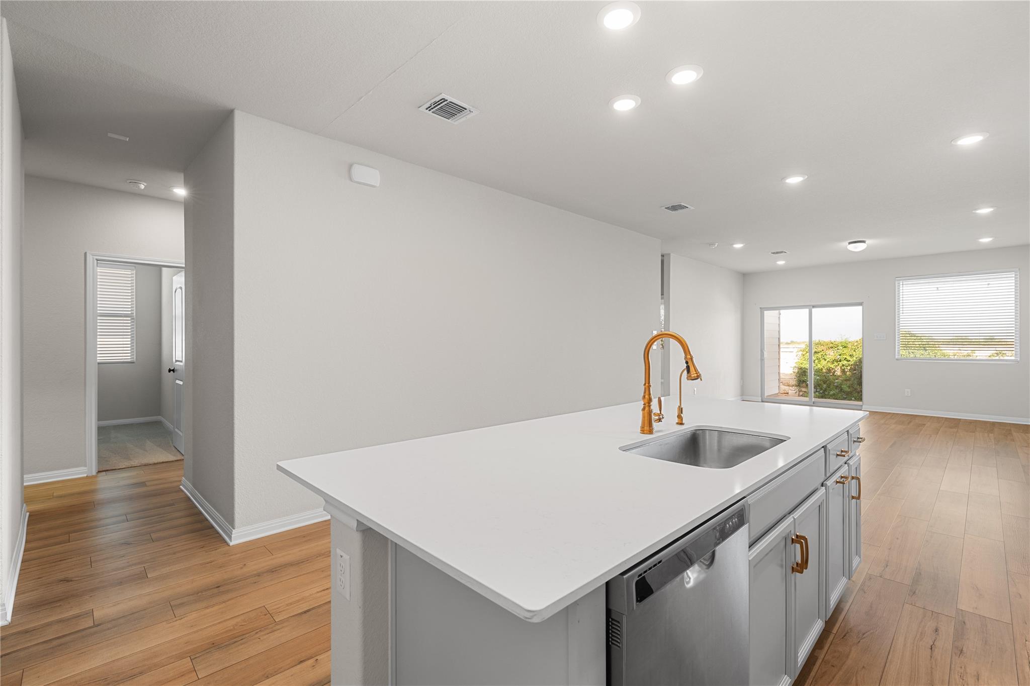 807 Gray Fox Loop Property Photo 14