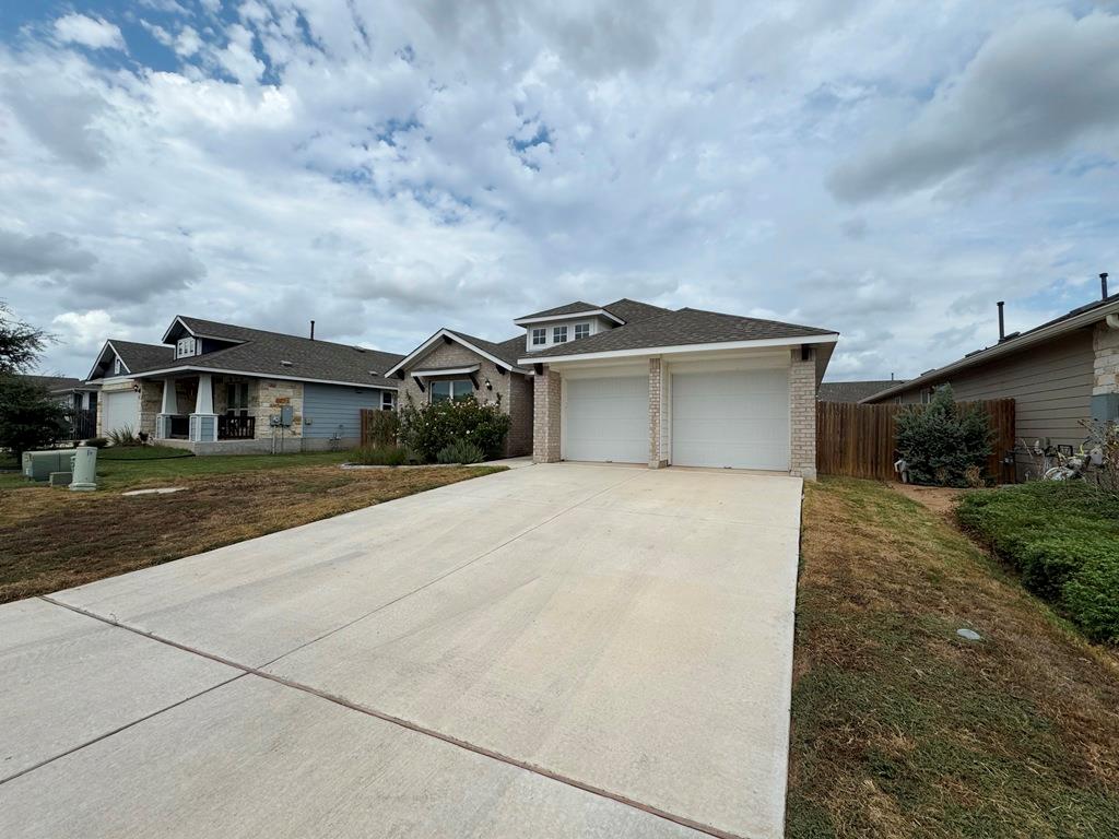 106 Watercourse Way Property Photo 2
