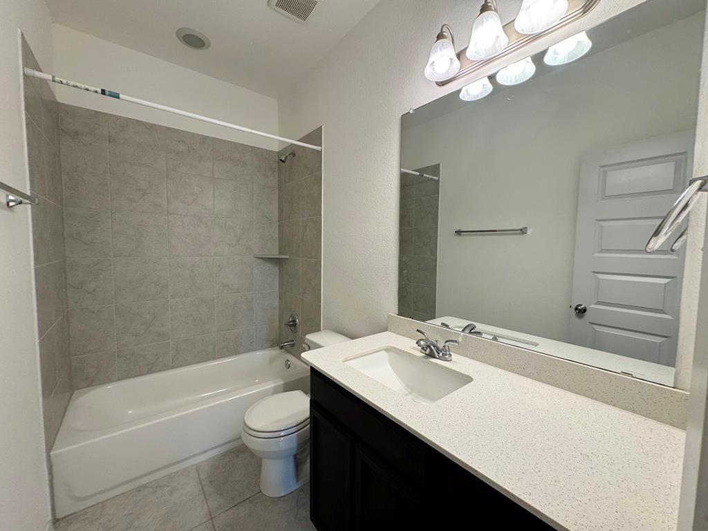 106 Watercourse Way Property Photo 13