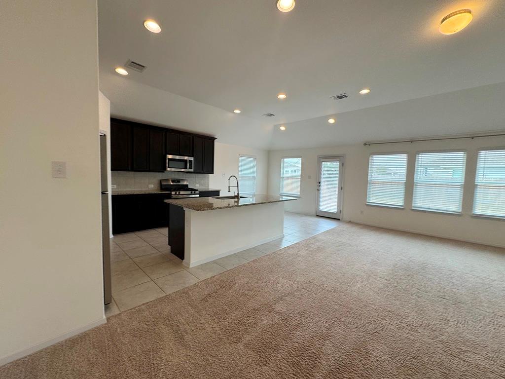 106 Watercourse Way Property Photo 15