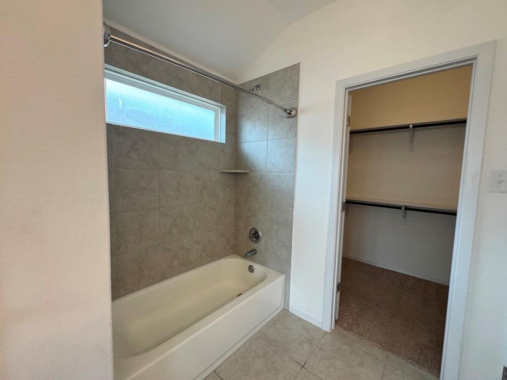 106 Watercourse Way Property Photo 27