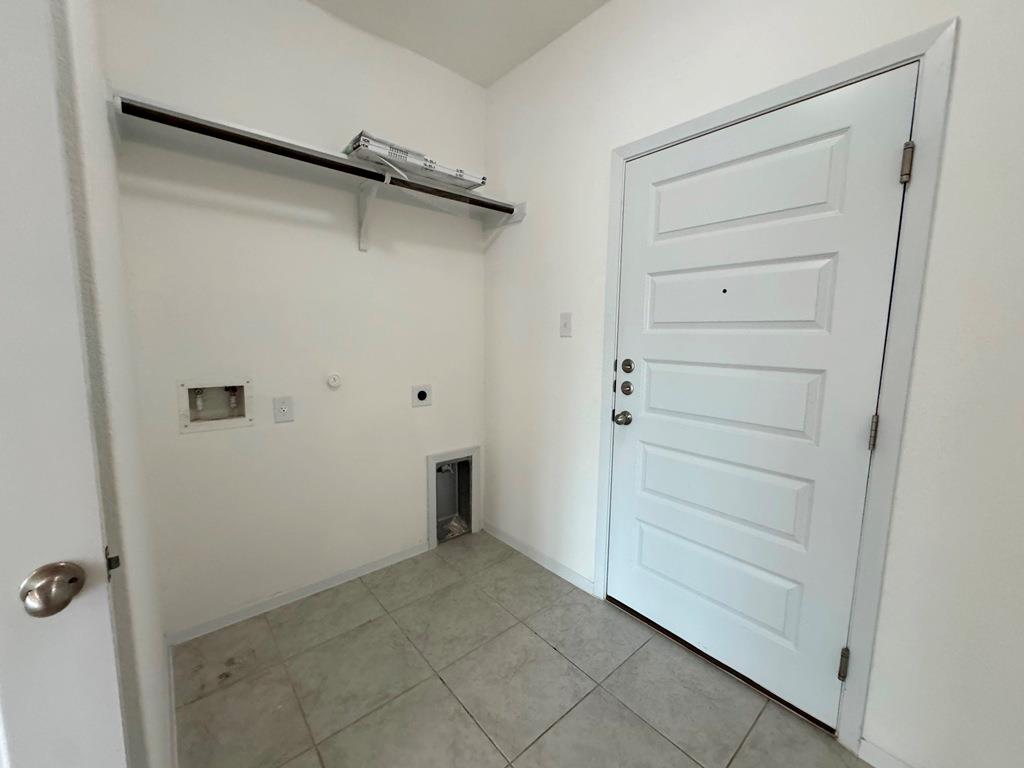 106 Watercourse Way Property Photo 33