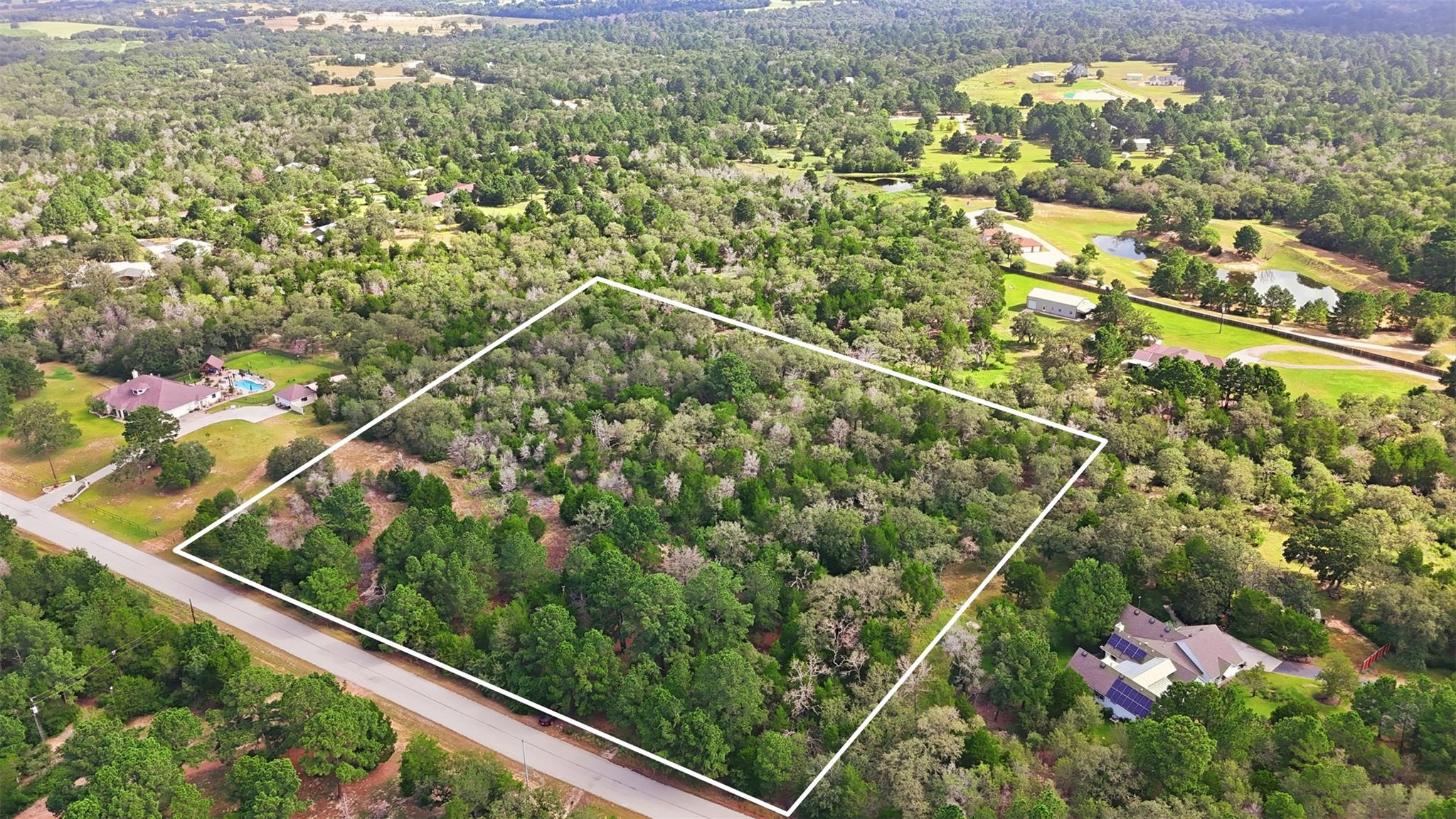 318 Corral Rd Property Photo 2