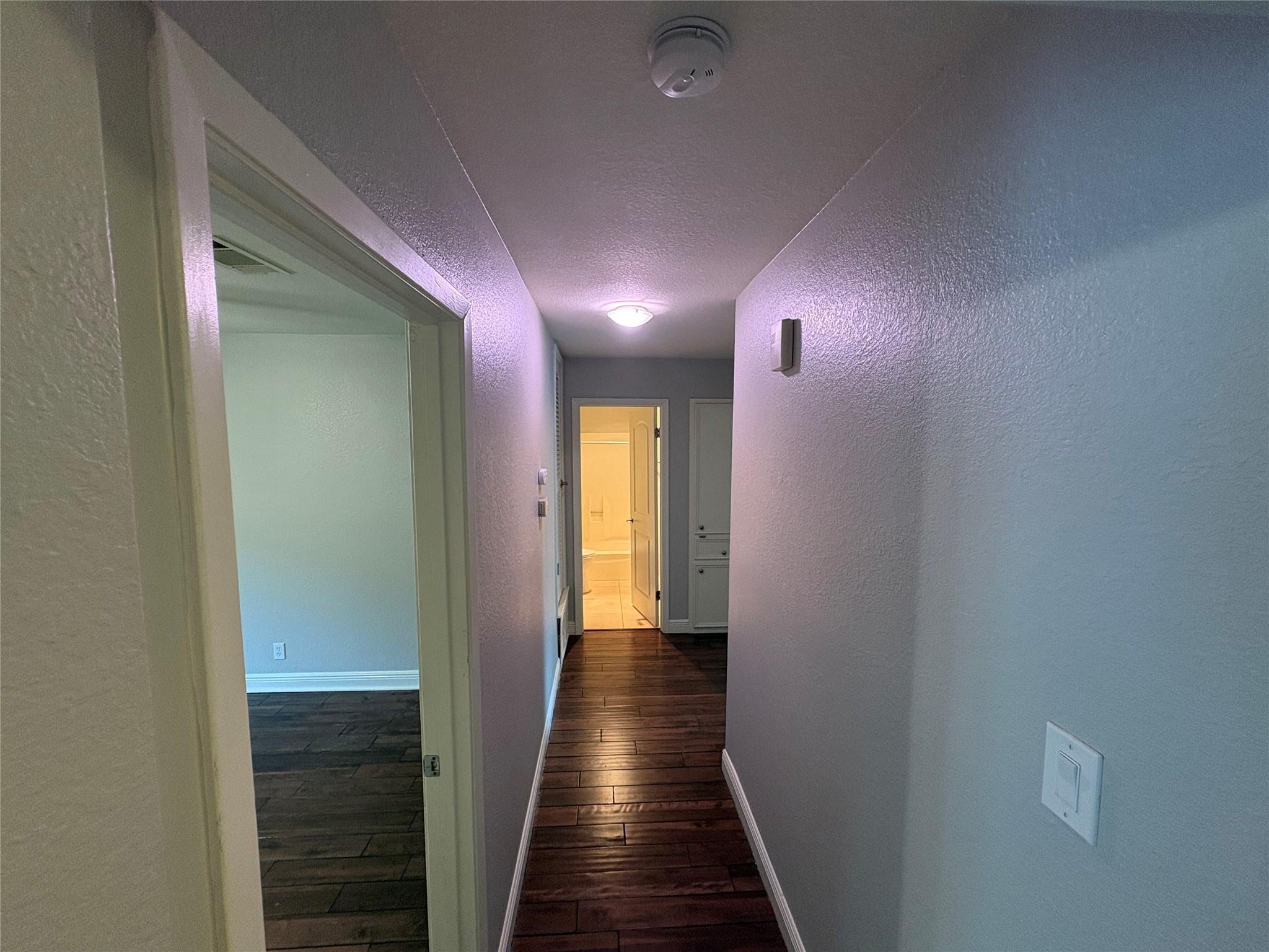 10106 Missel Thrush Dr Property Photo 8