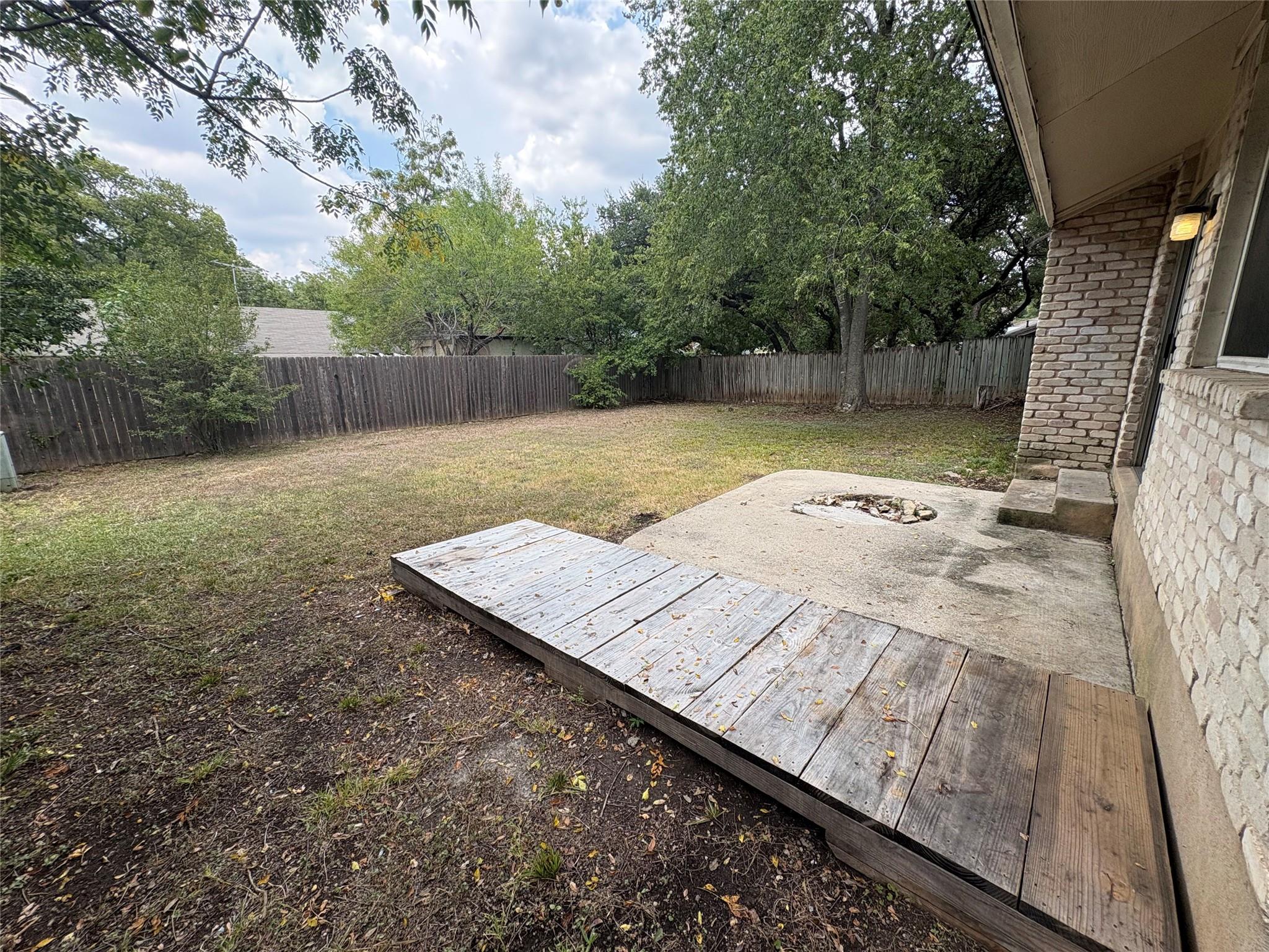 10106 Missel Thrush Dr Property Photo 21