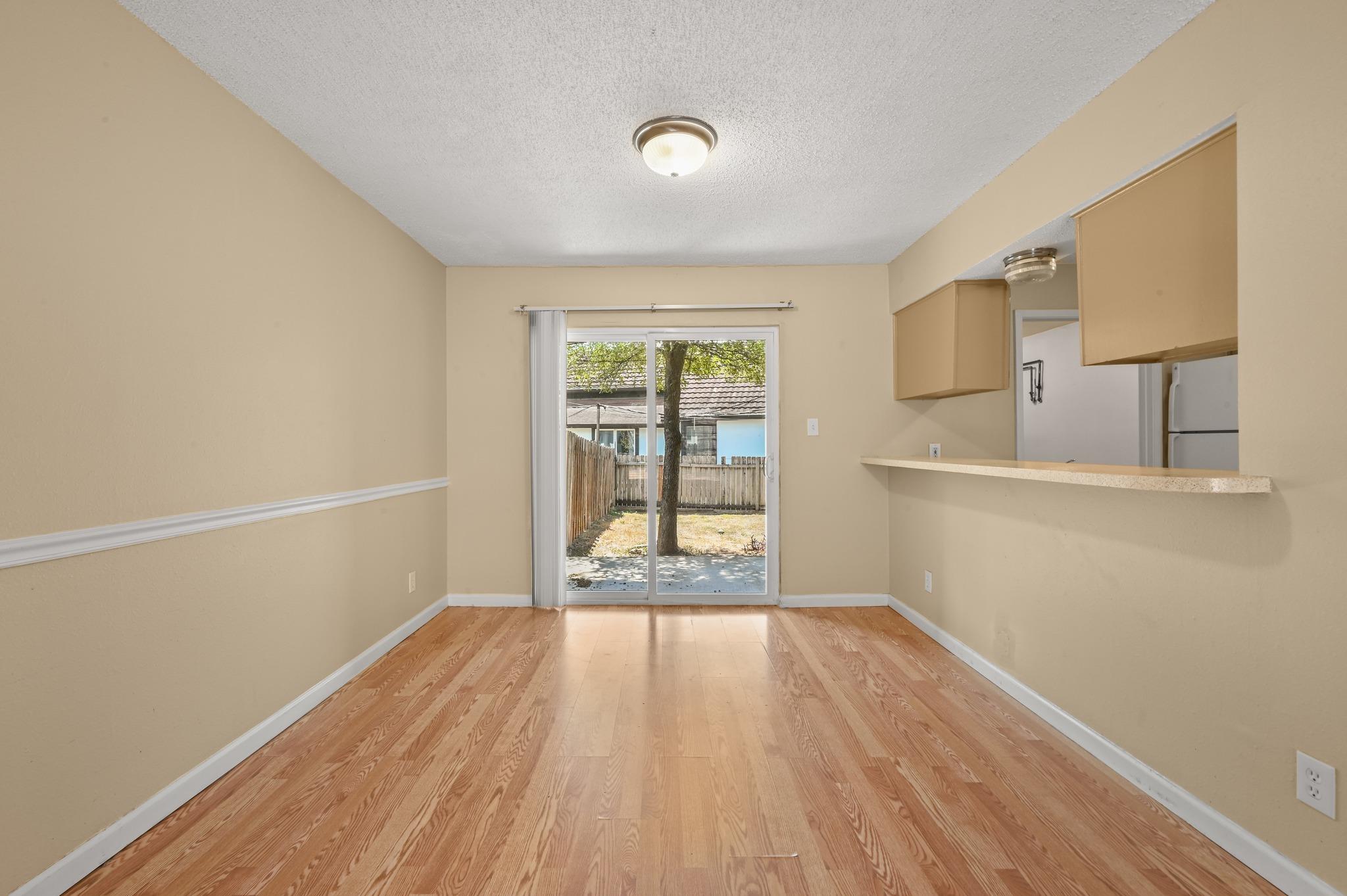807 Castle Ridge Rd #c Property Photo 11