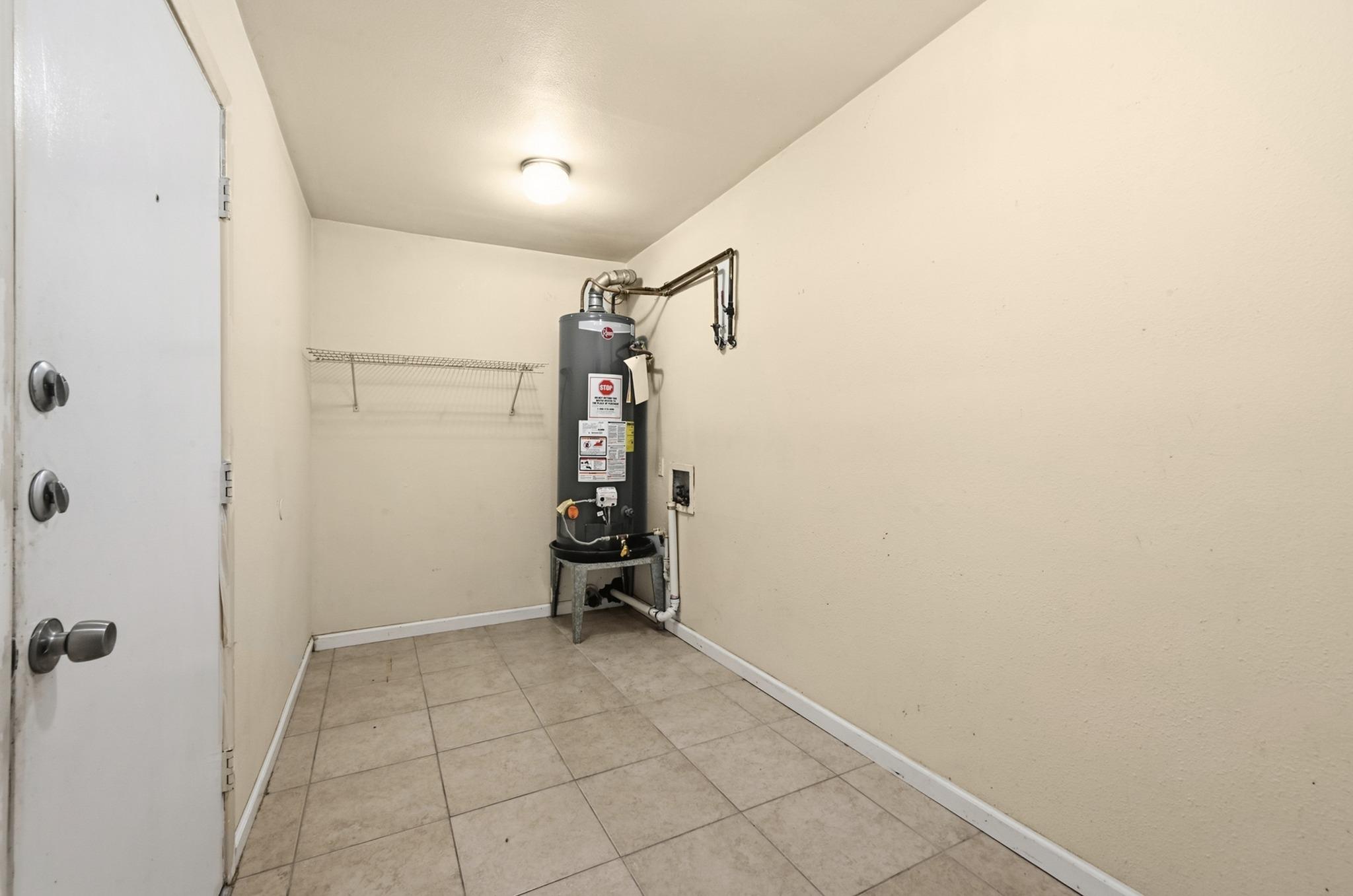 807 Castle Ridge Rd #c Property Photo 17