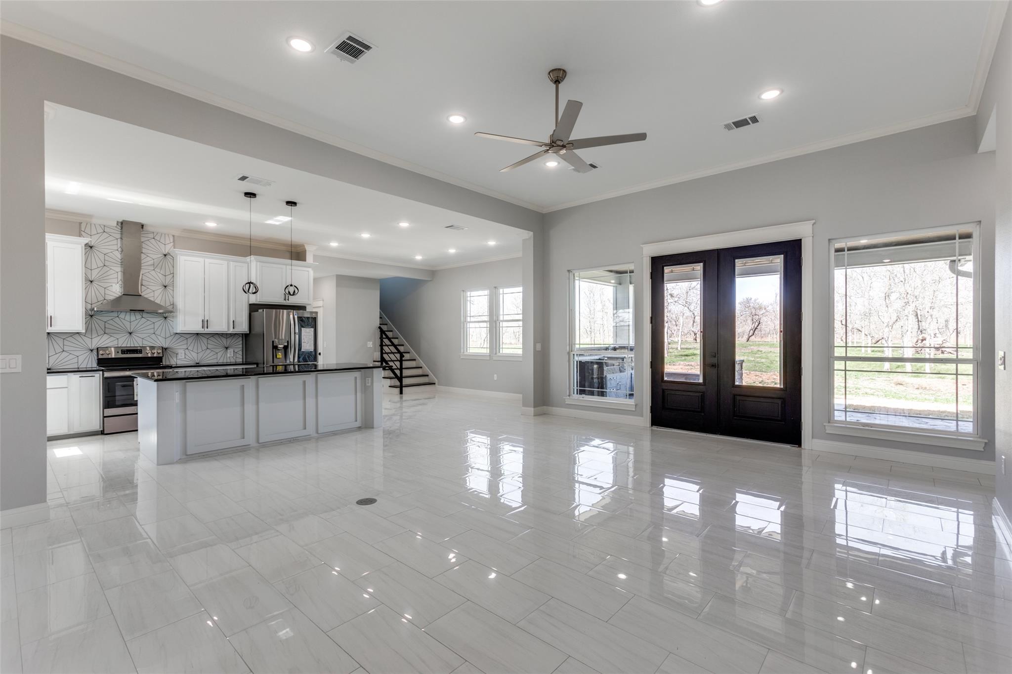 485 Post Oak Property Photo 10