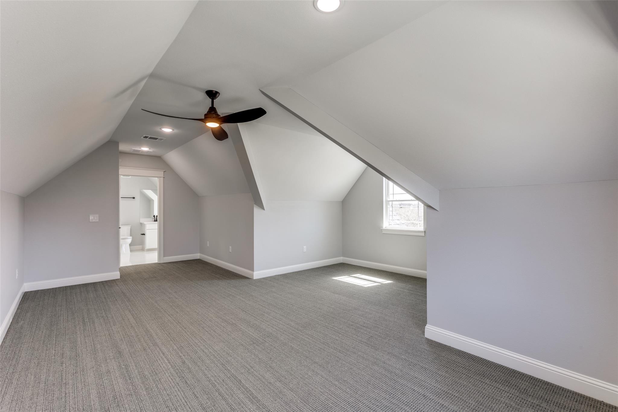 485 Post Oak Property Photo 26