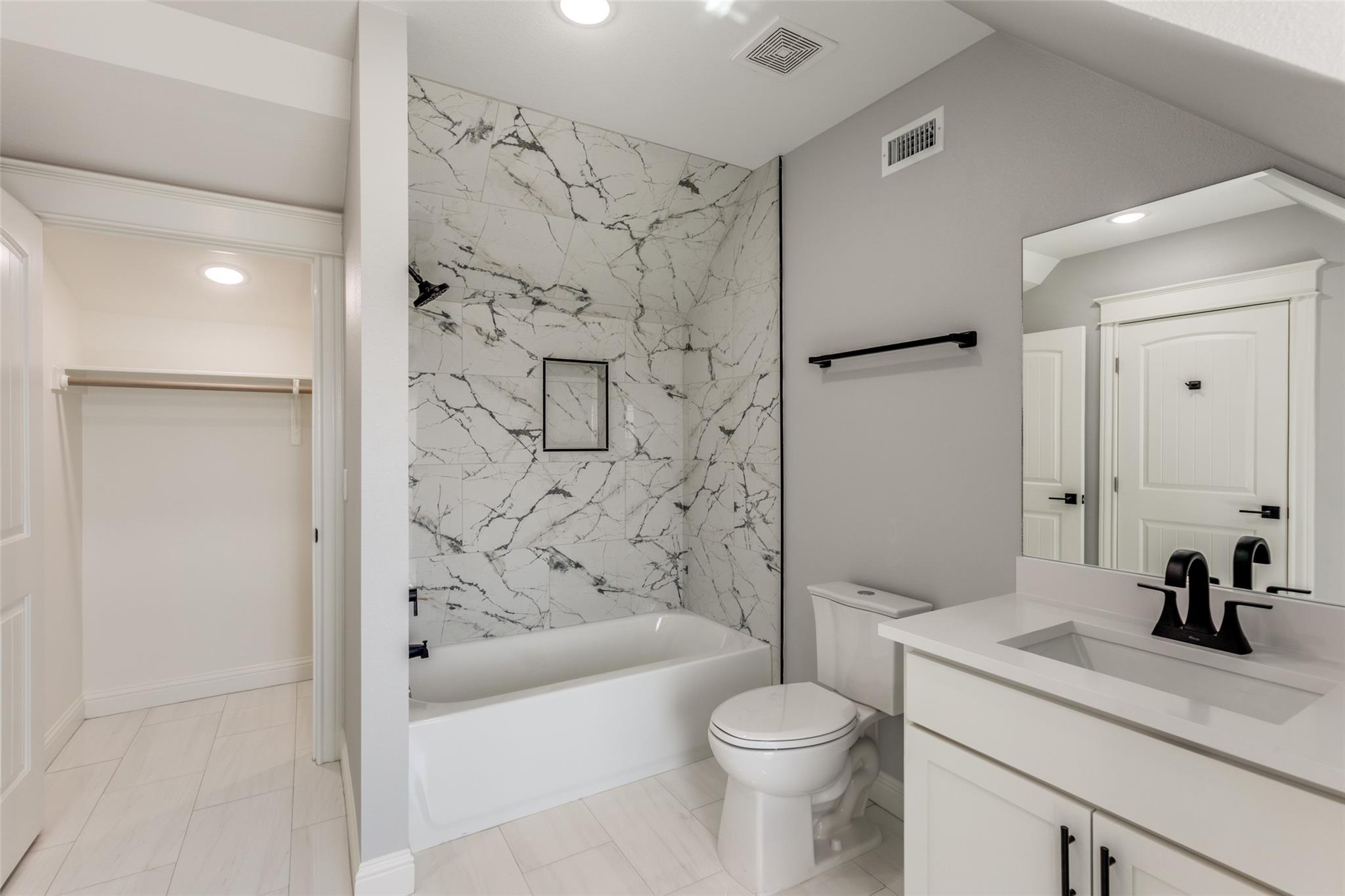 485 Post Oak Property Photo 28